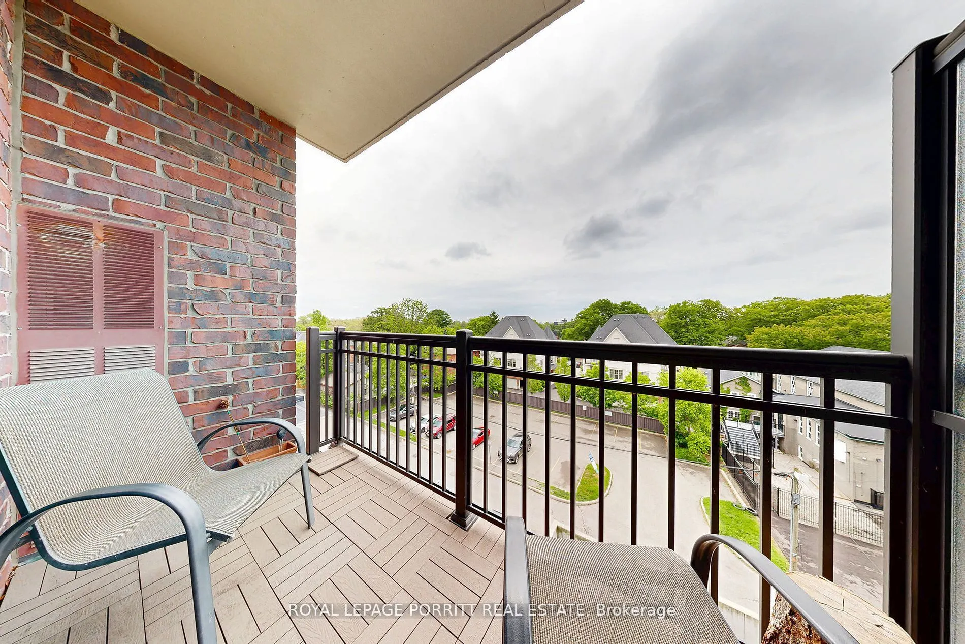 3563 Lake Shore Boulevard W, #404