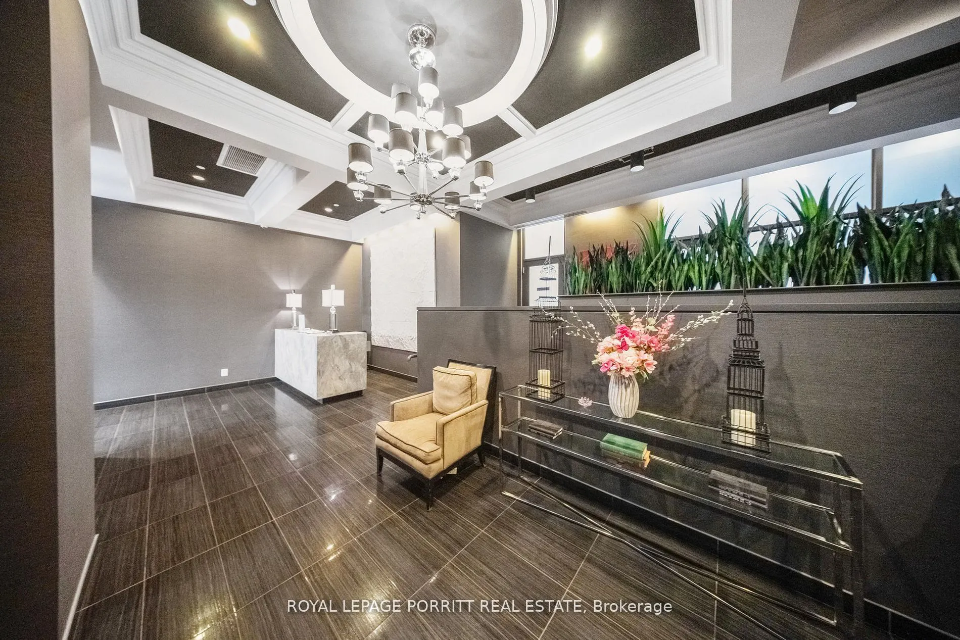 3563 Lake Shore Boulevard W, #404