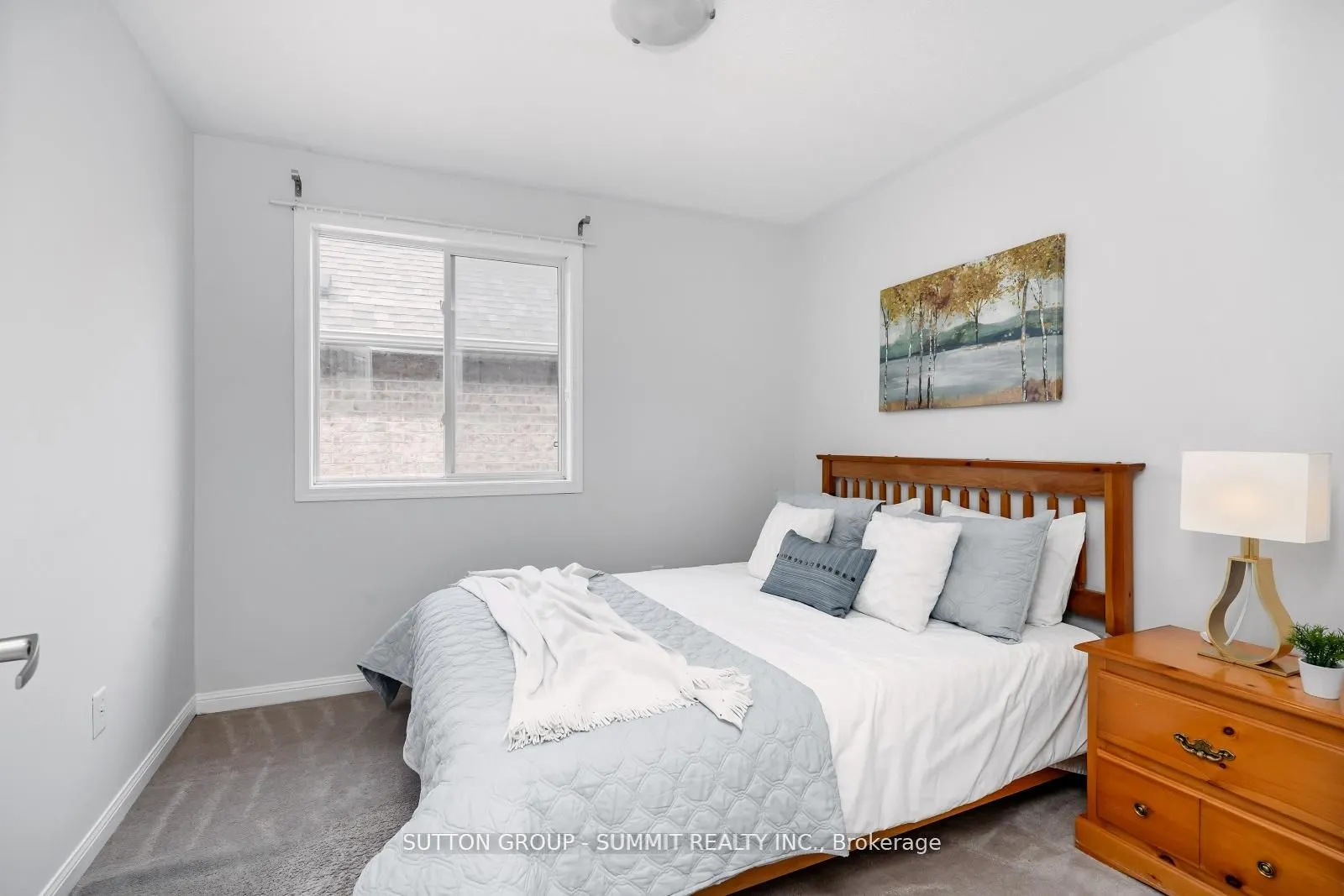 1283 Robson Crescent