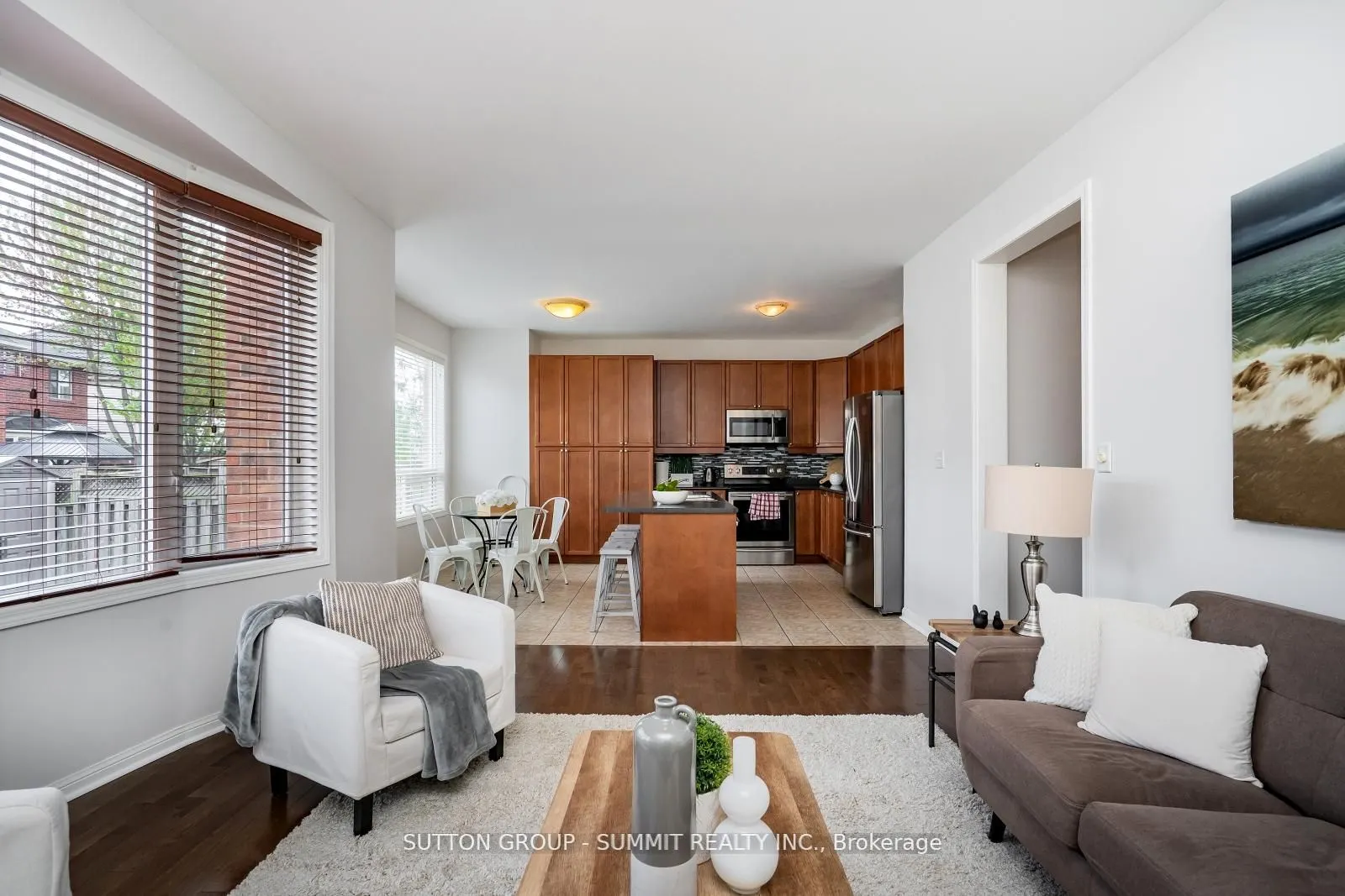 1283 Robson Crescent