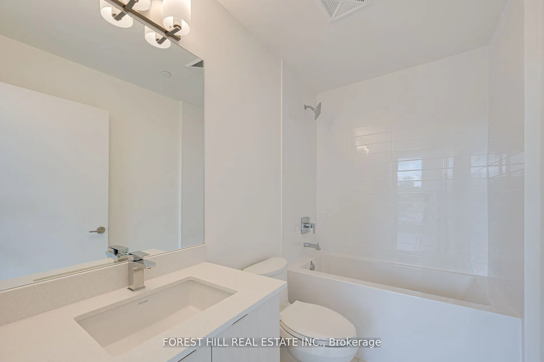 859 The Queensway, #201