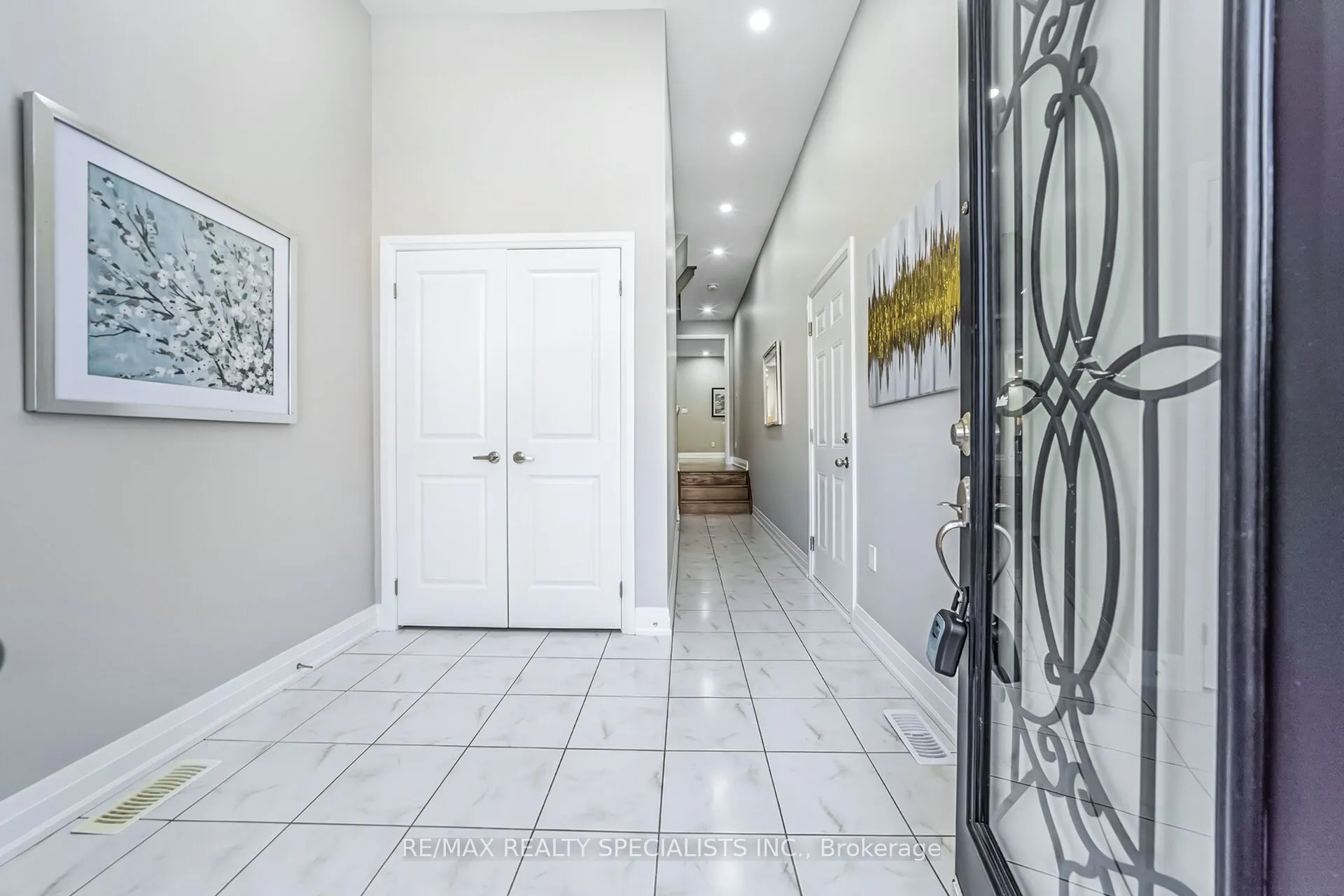 16 Dalbeattie Drive