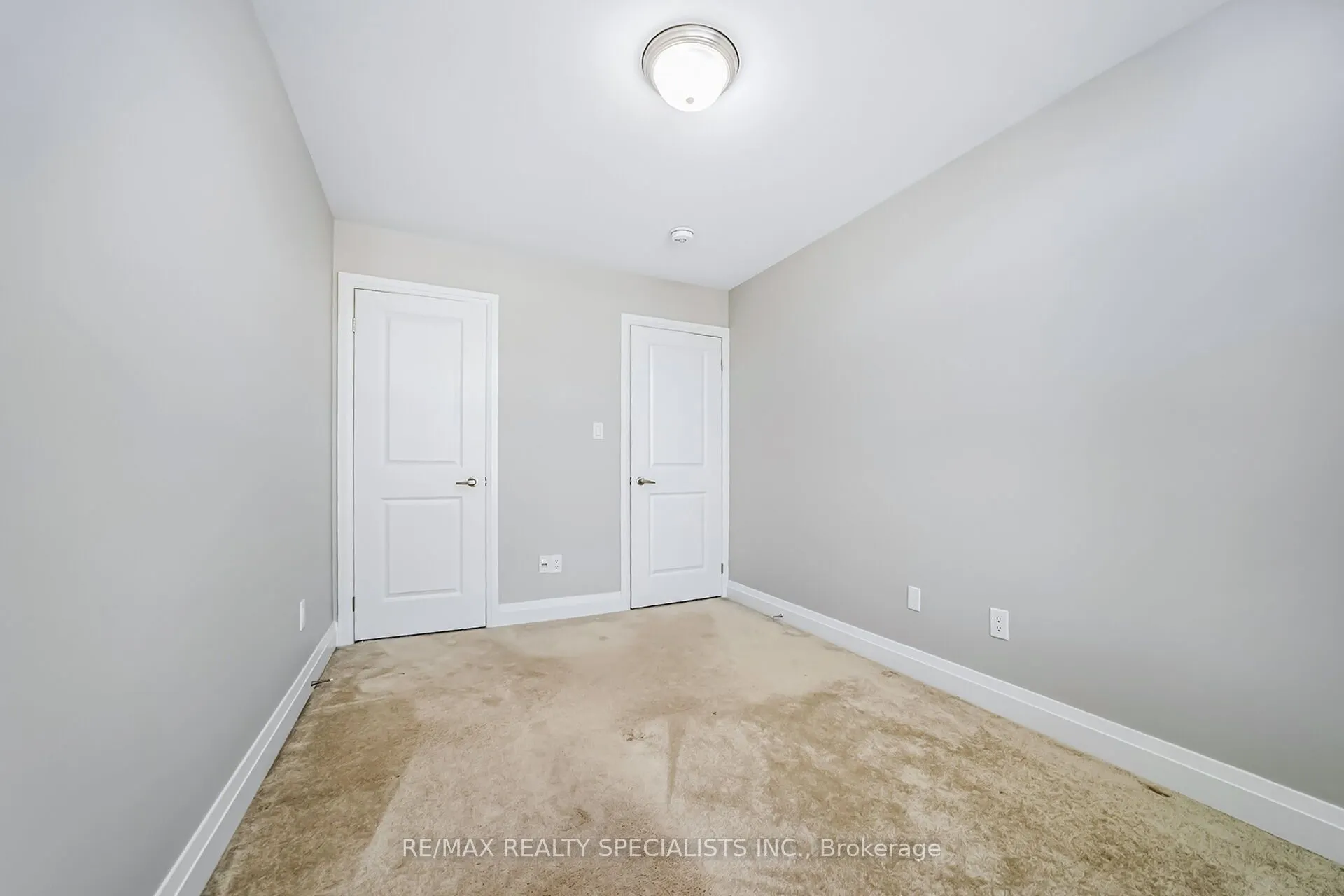 16 Dalbeattie Drive