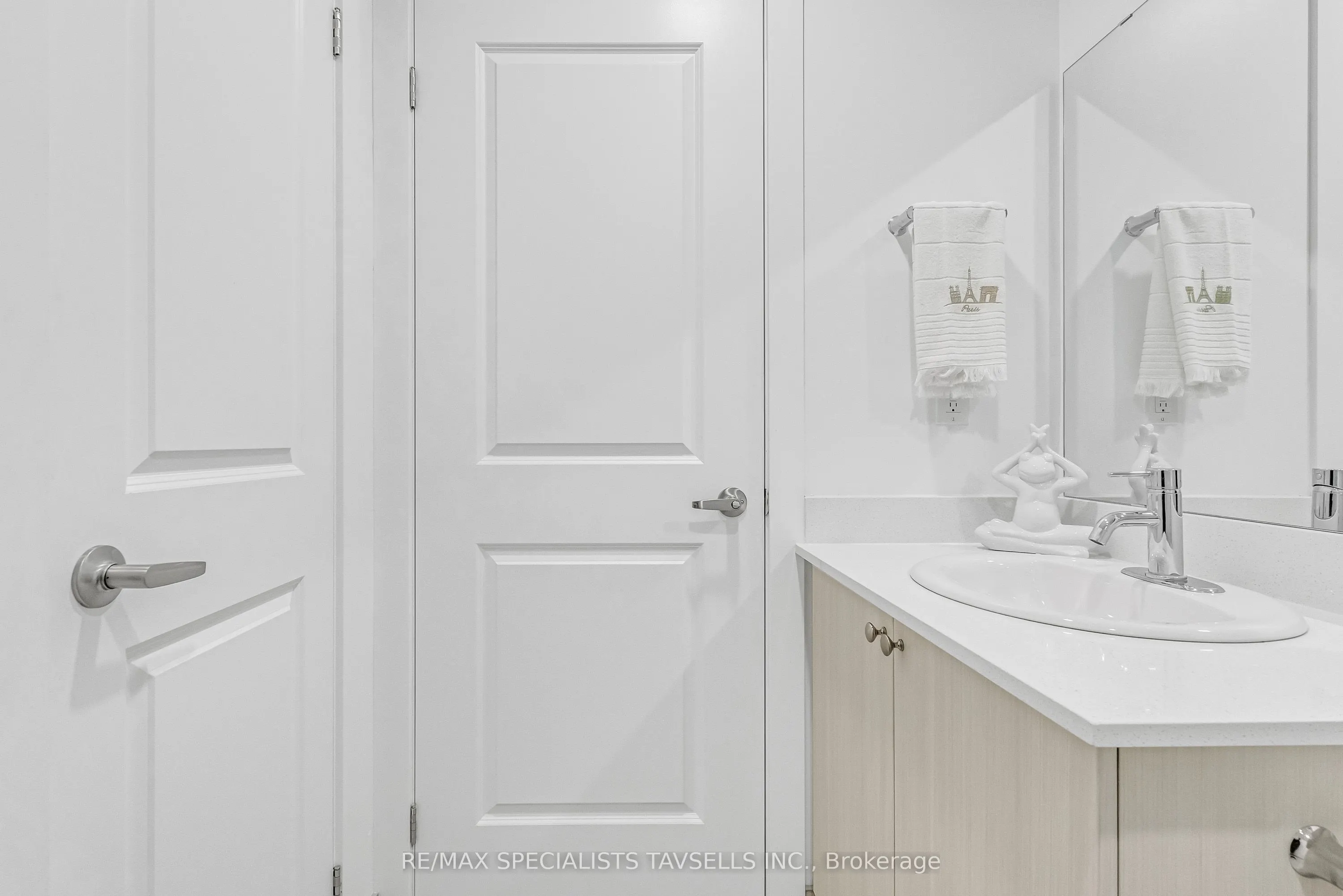 310 Broadway Avenue, #308