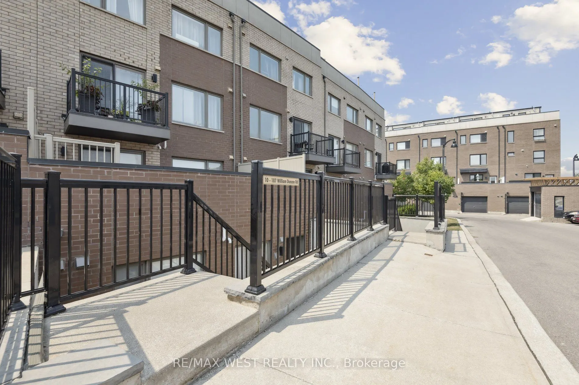187 William Duncan Road, #10