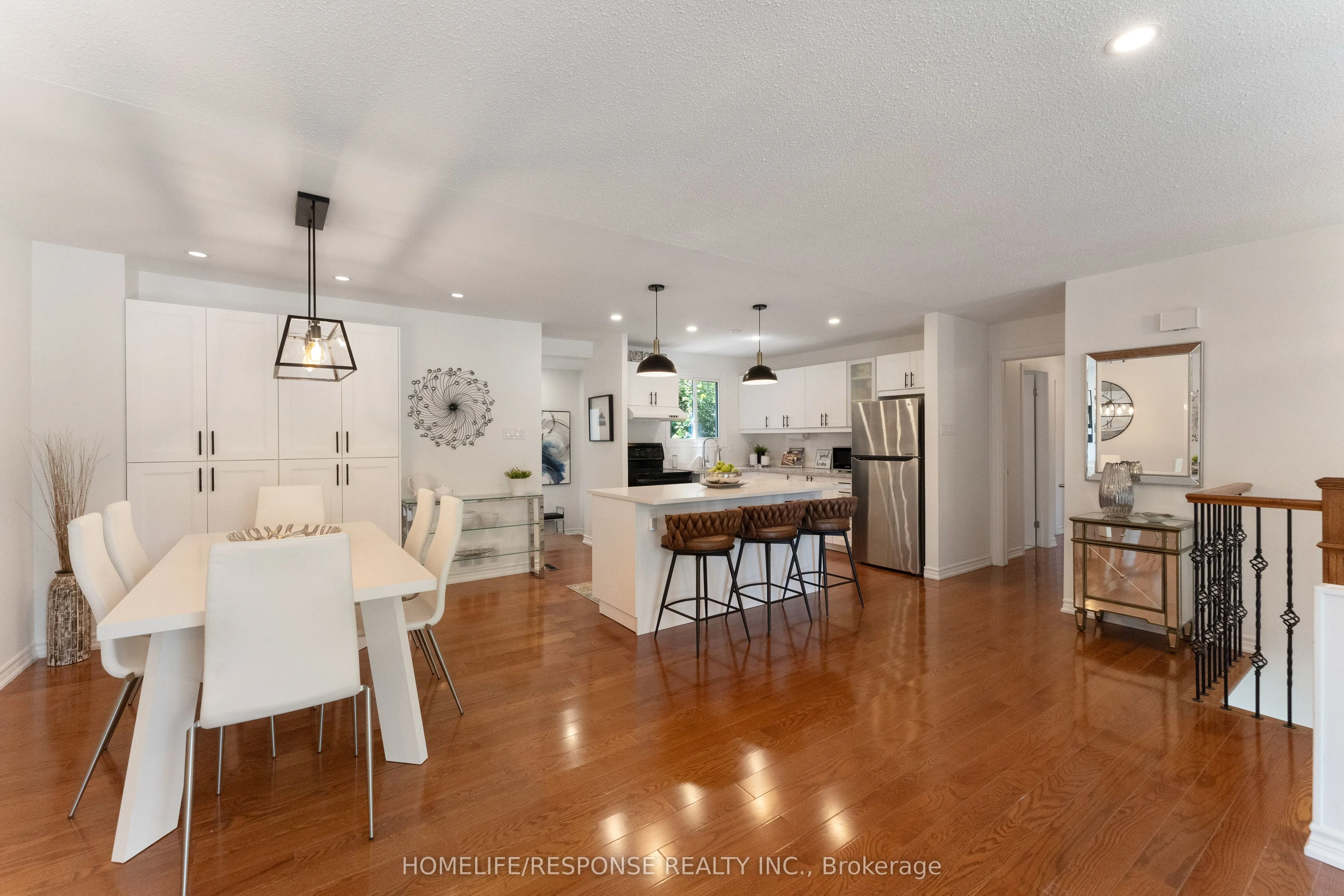 2112 SOUTH MILLWAY