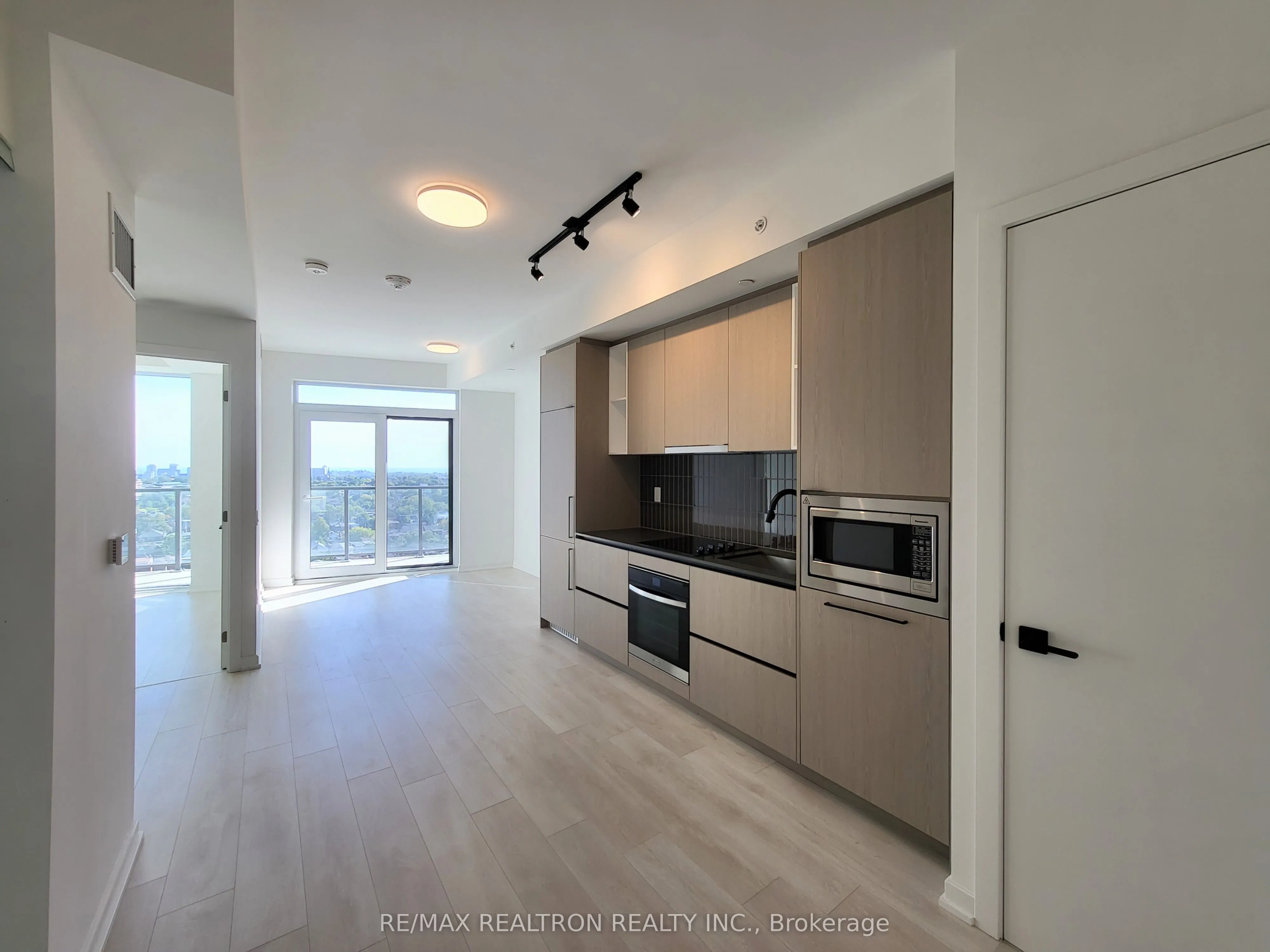 10 Graphophone Grove, #1302