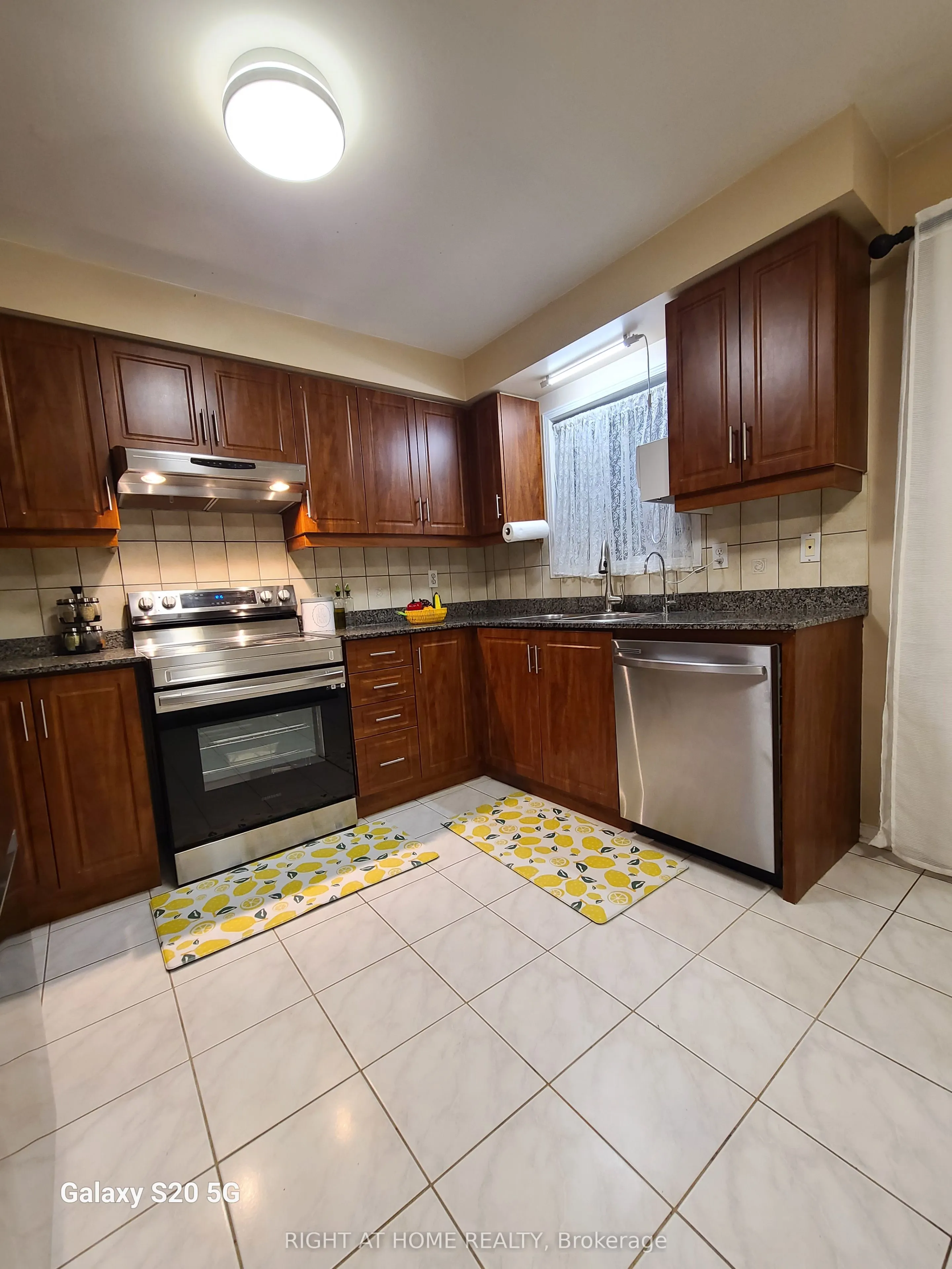 3020 Cedarglen Gate, #25
