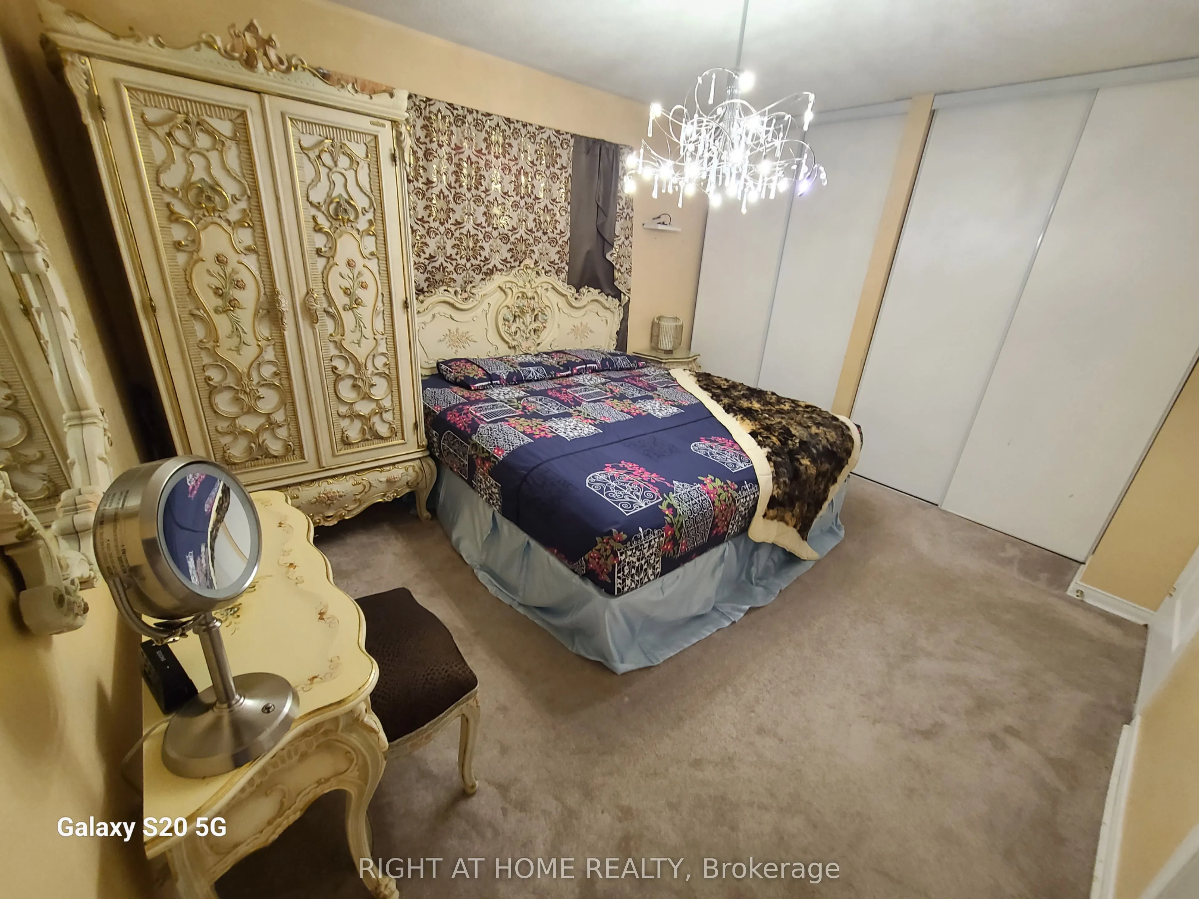 3020 Cedarglen Gate, #25