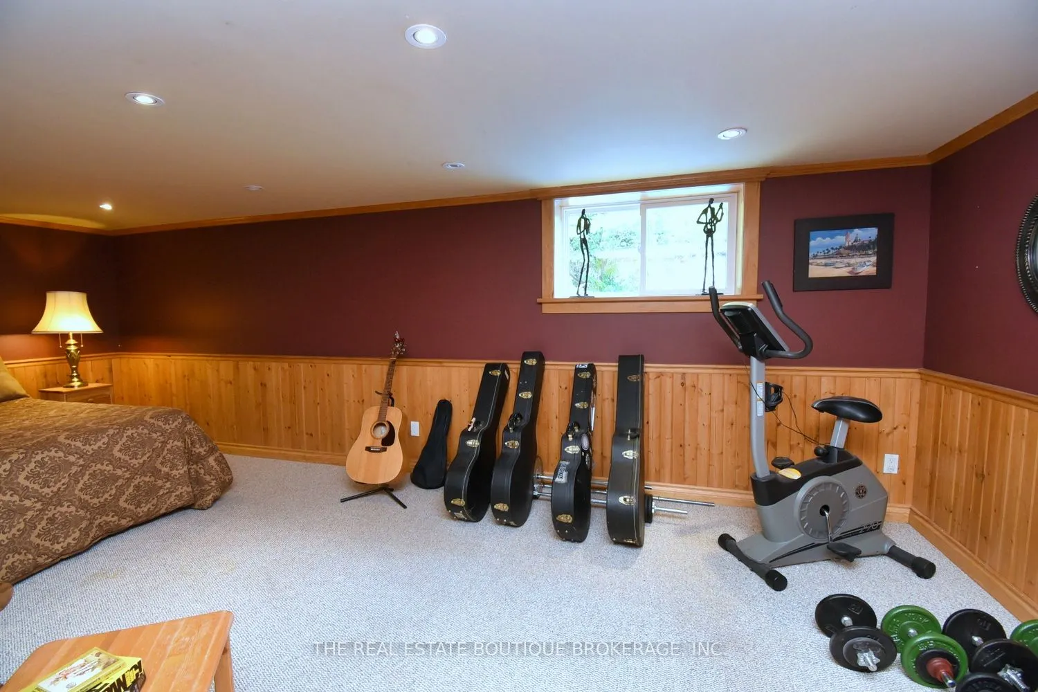 4131 Lorraine Crescent