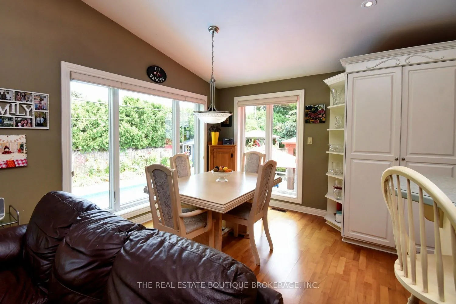 4131 Lorraine Crescent