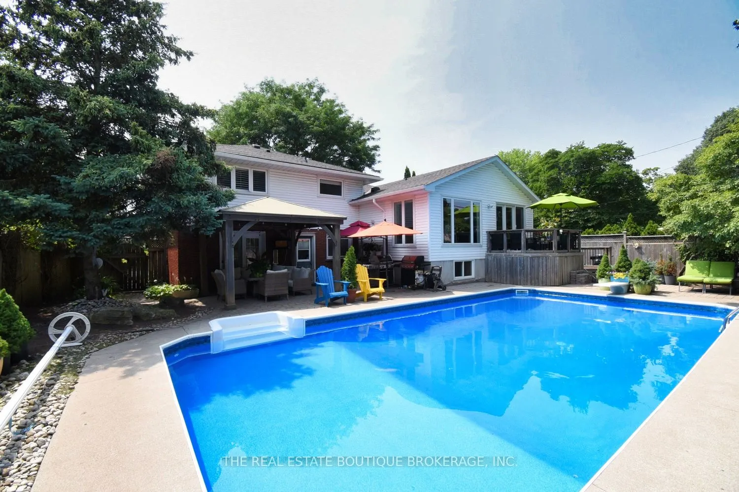 4131 Lorraine Crescent