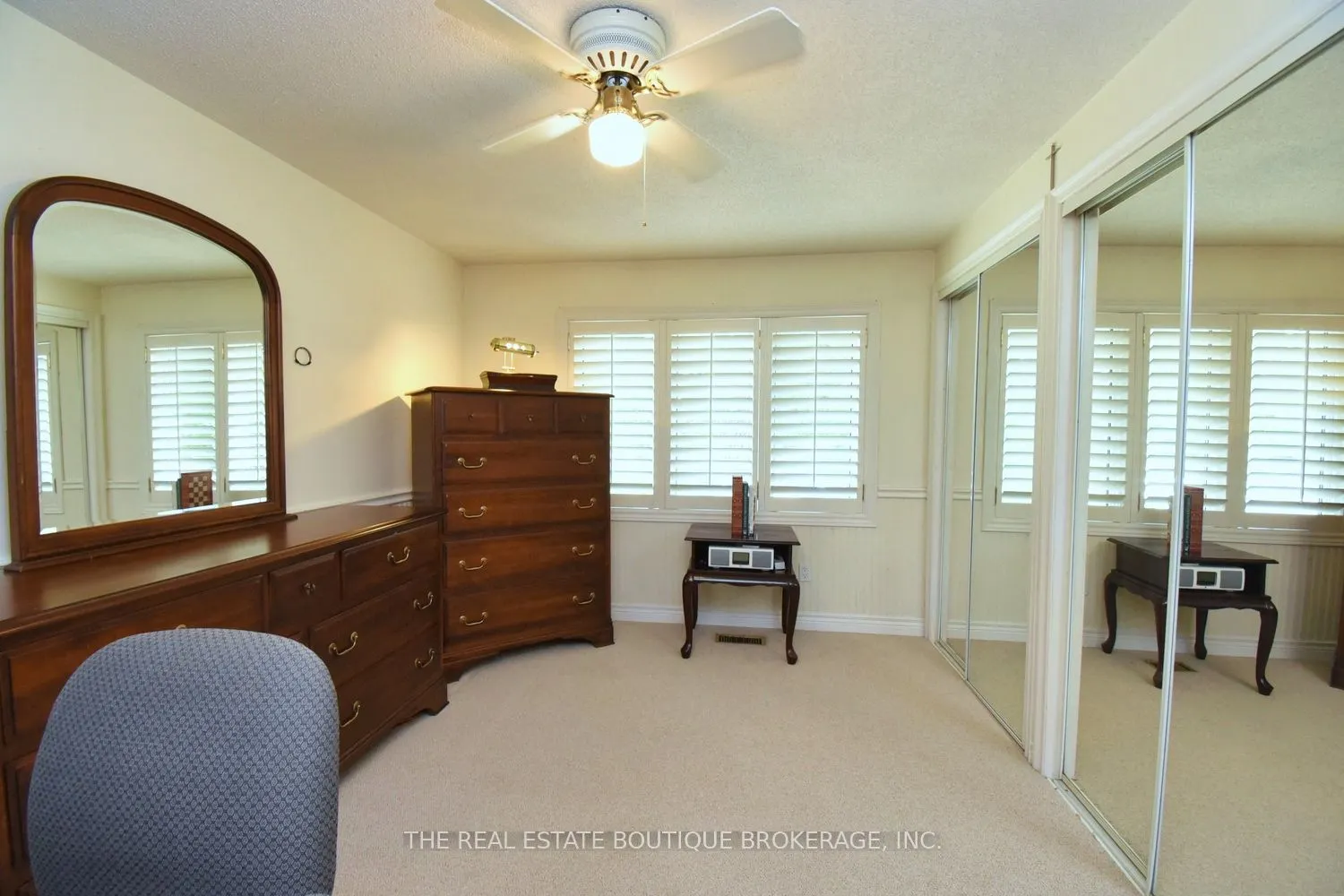 4131 Lorraine Crescent