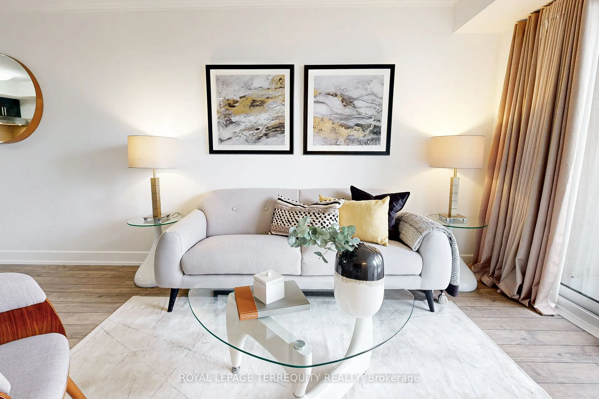 2 Eva Road, #529