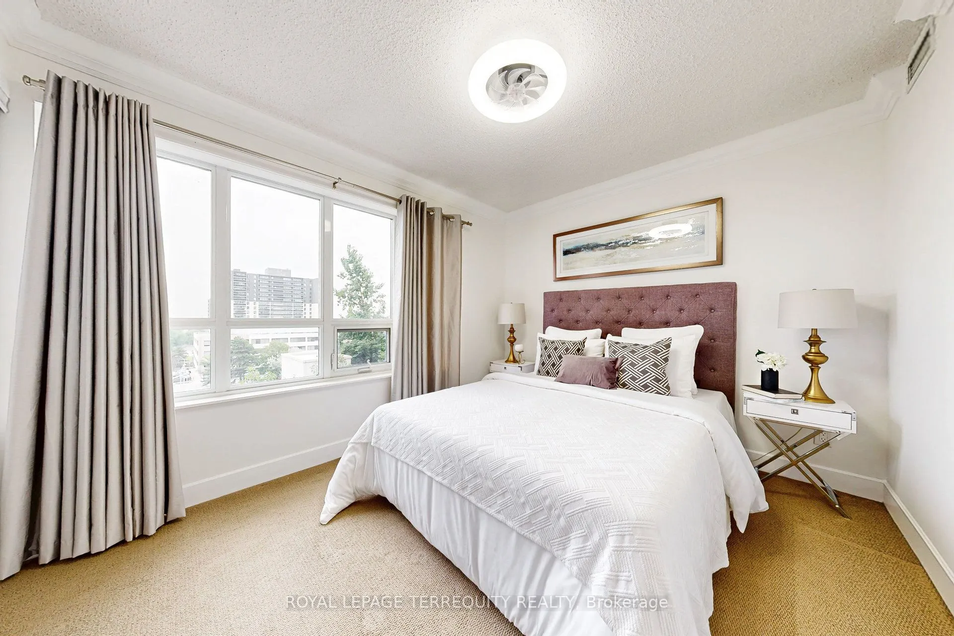 2 Eva Road, #529
