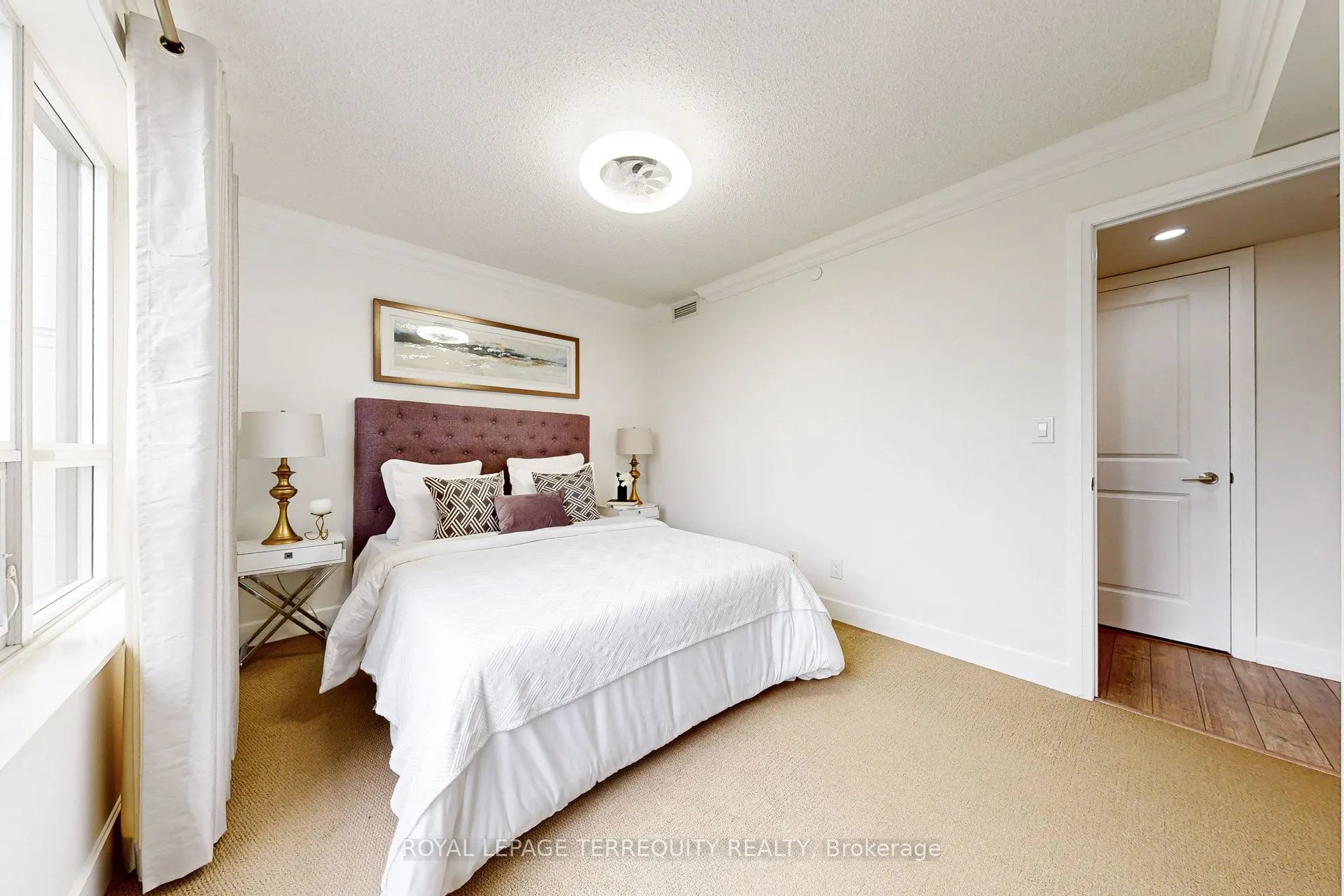 2 Eva Road, #529