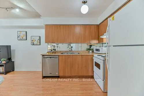 4620 Guildwood Way, #5