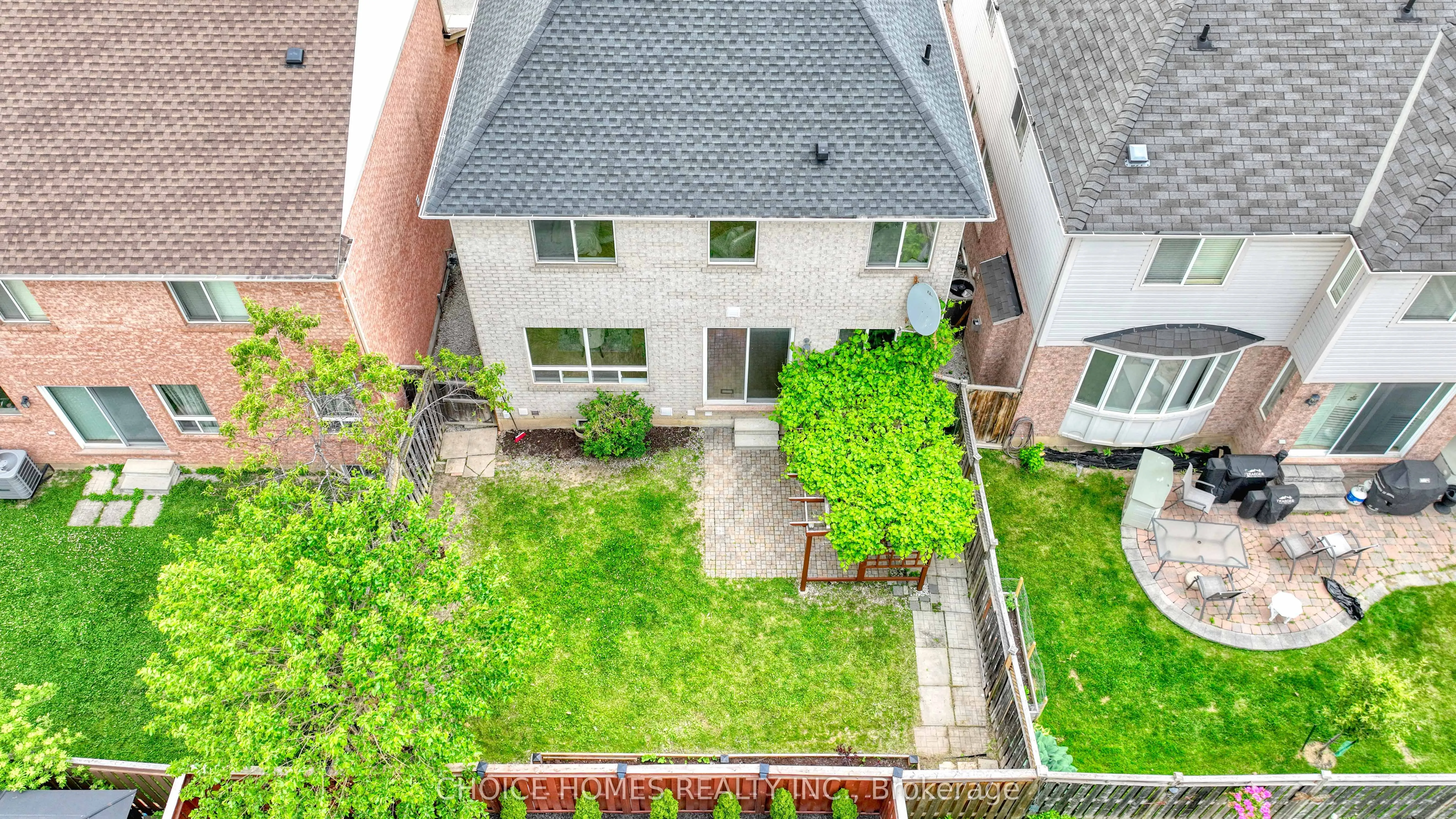 712 Hood Terrace