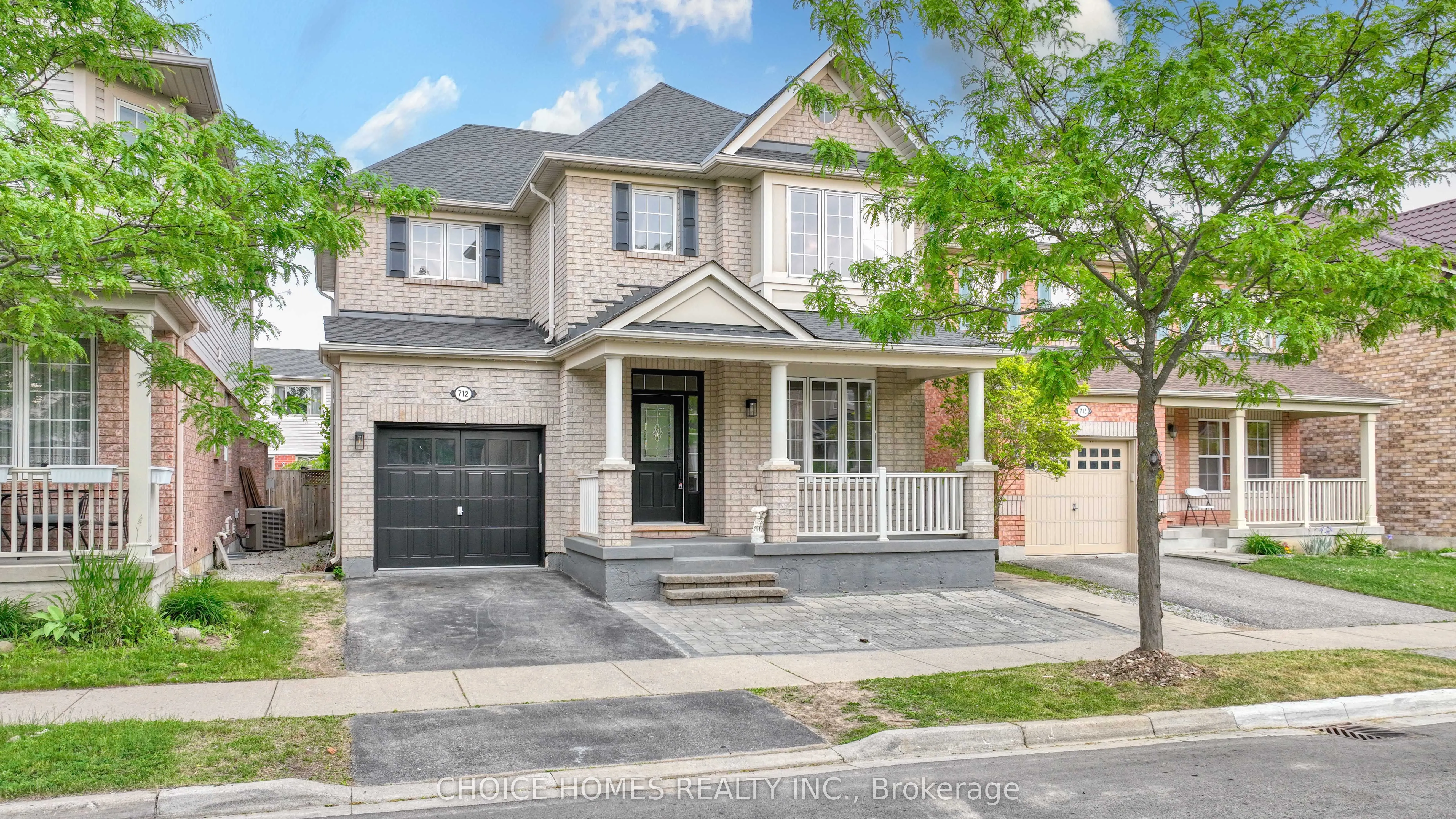 712 Hood Terrace