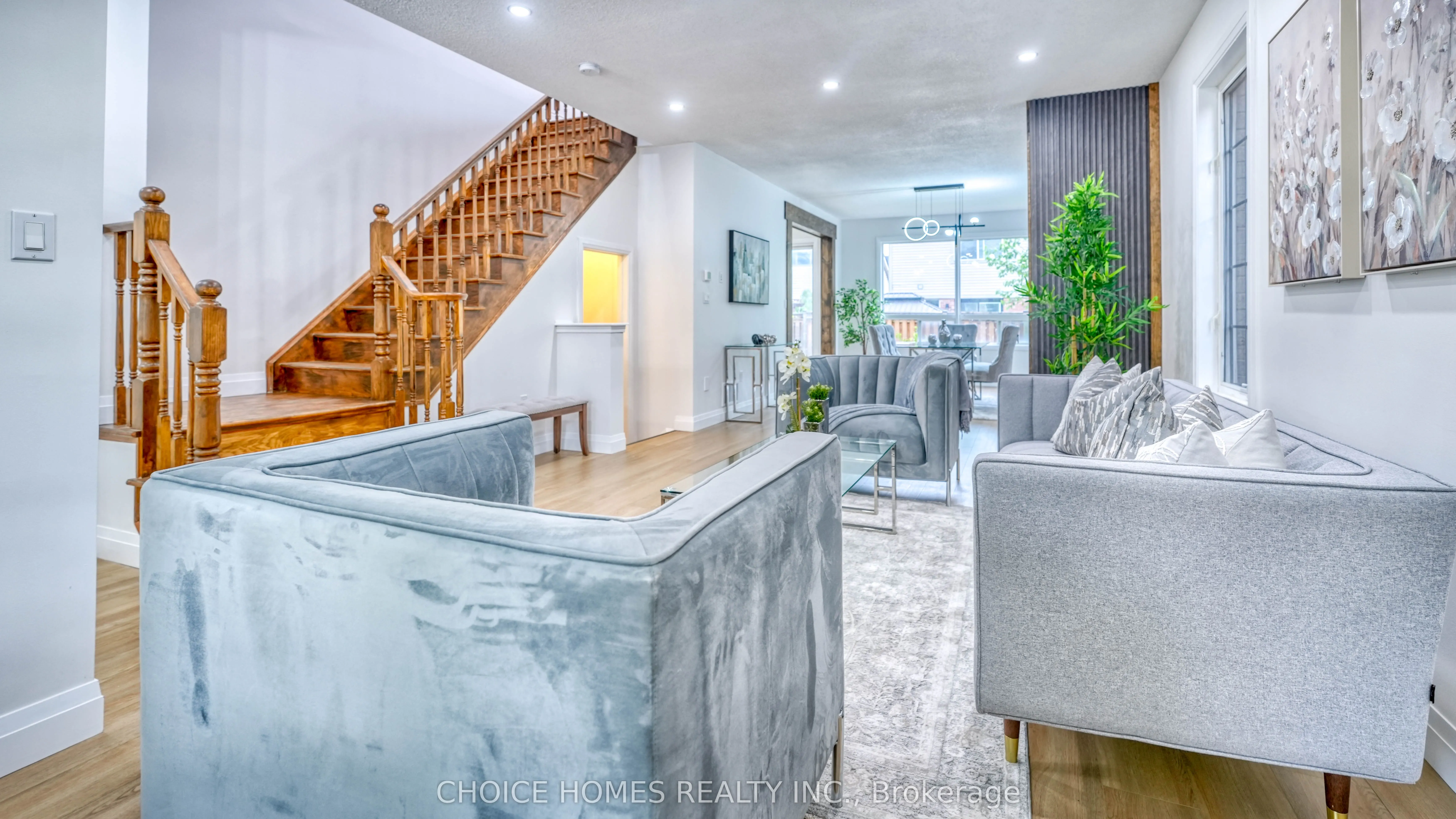 712 Hood Terrace
