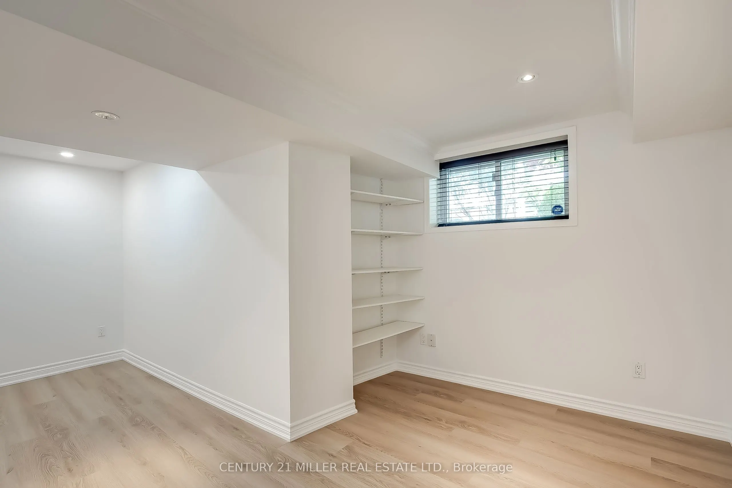 1240 Westview Terrace, #87