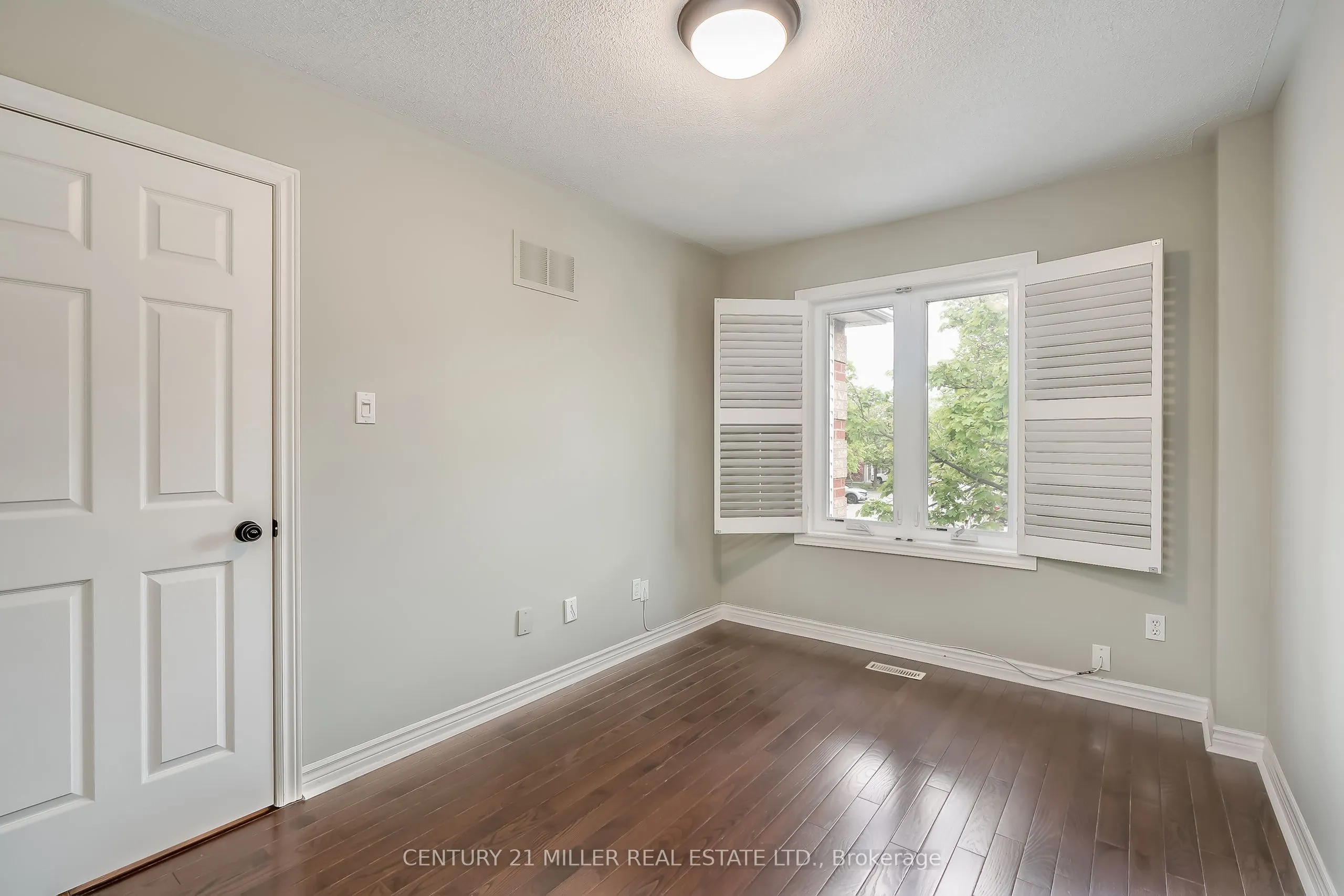 1240 Westview Terrace, #87