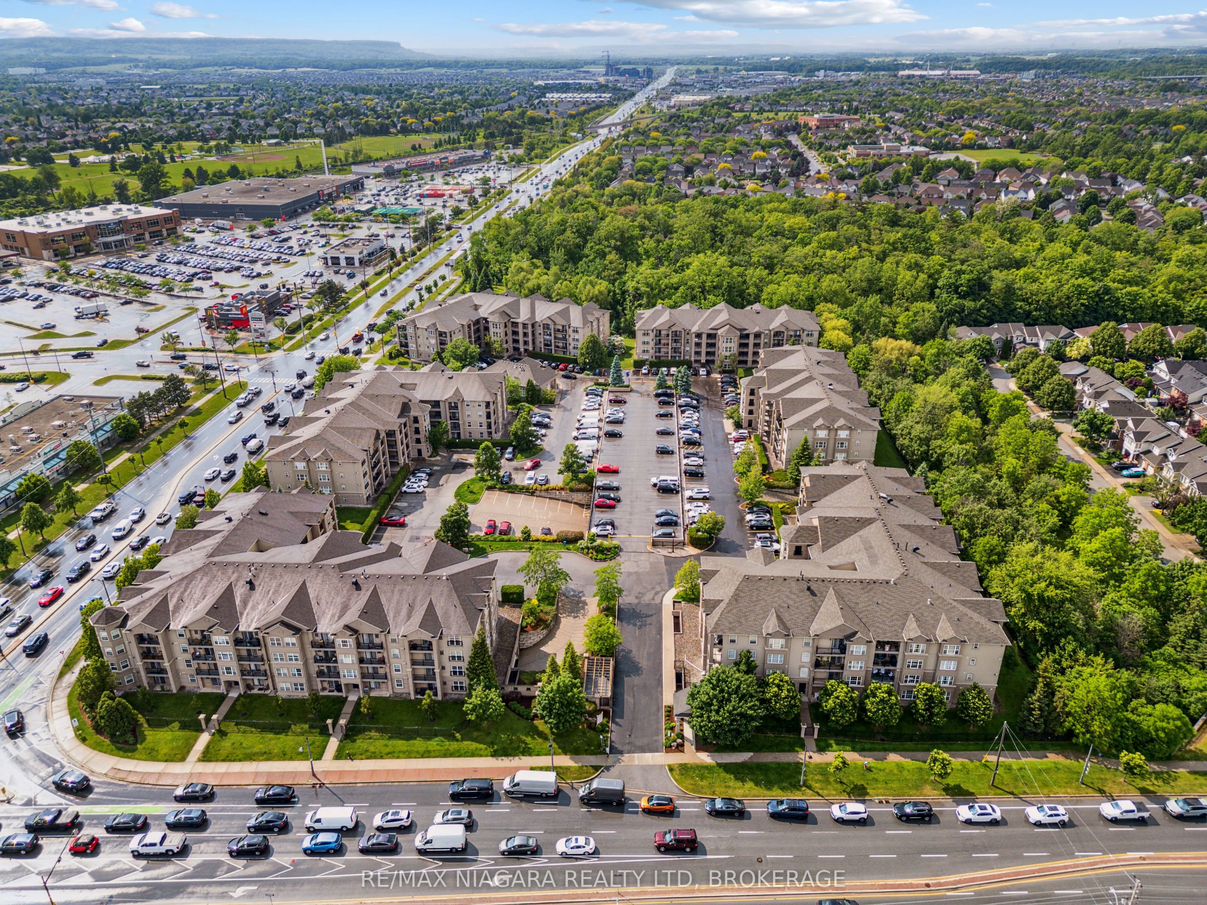 2055 Appleby Line, #102