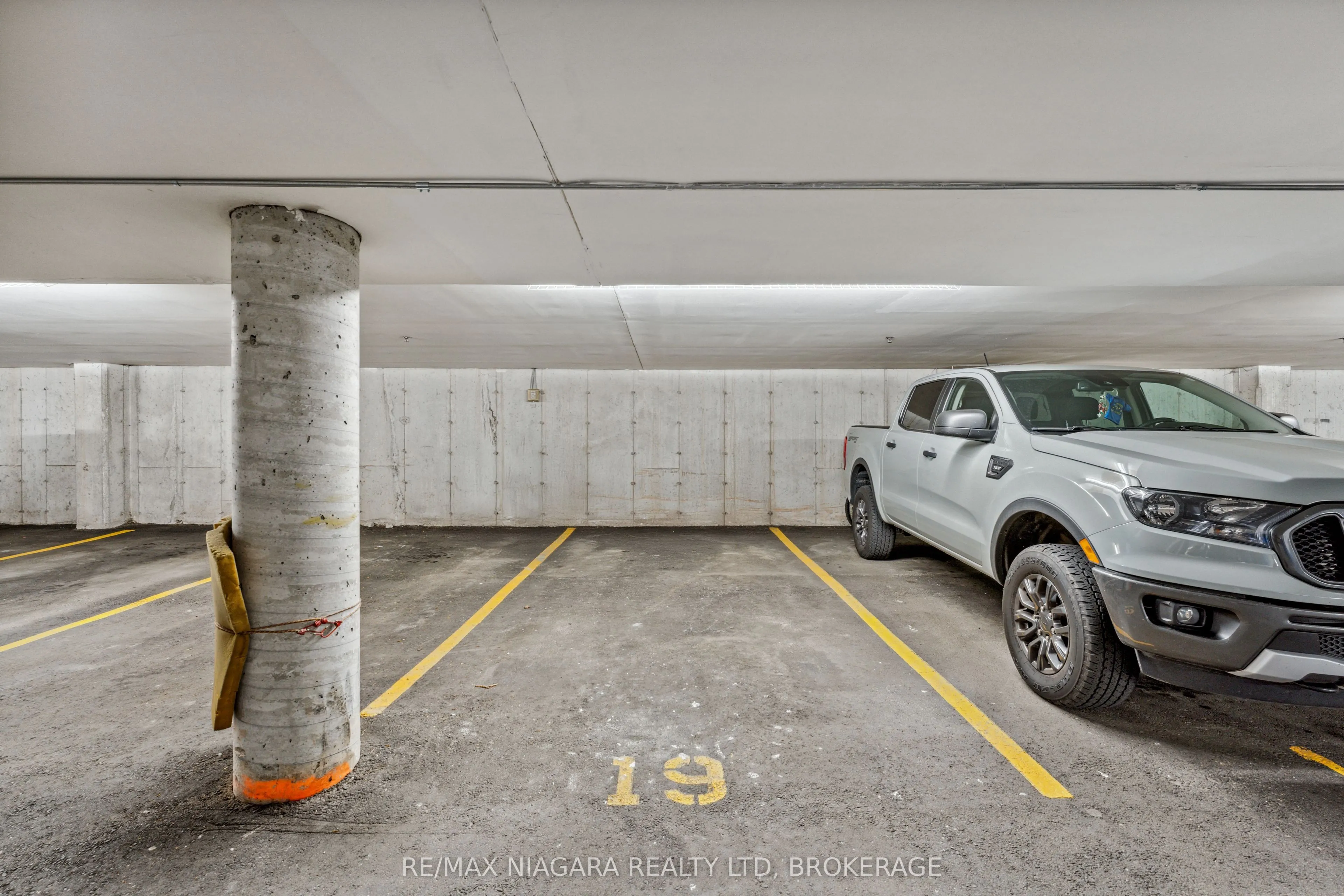 2055 Appleby Line, #102