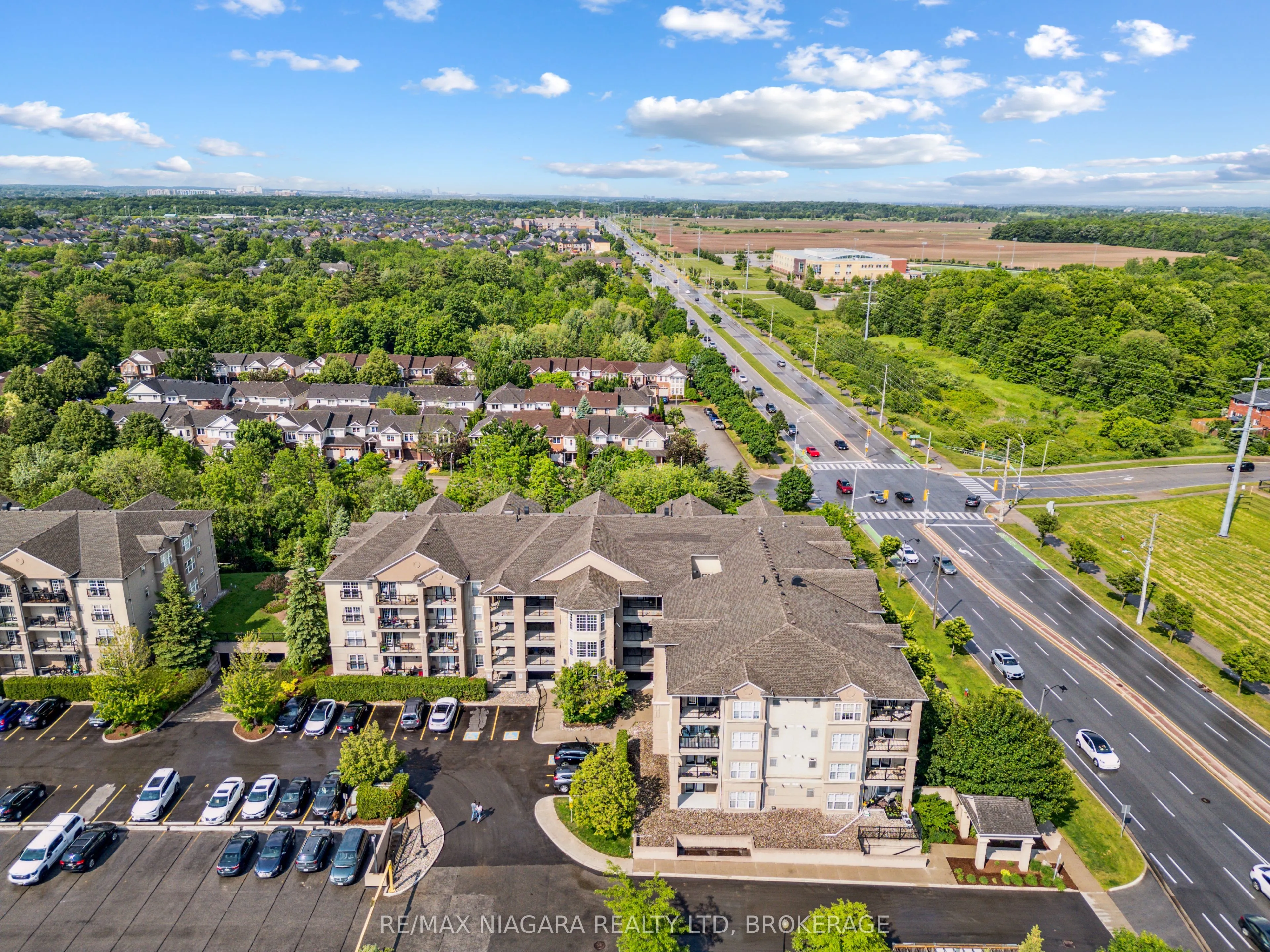 2055 Appleby Line, #102