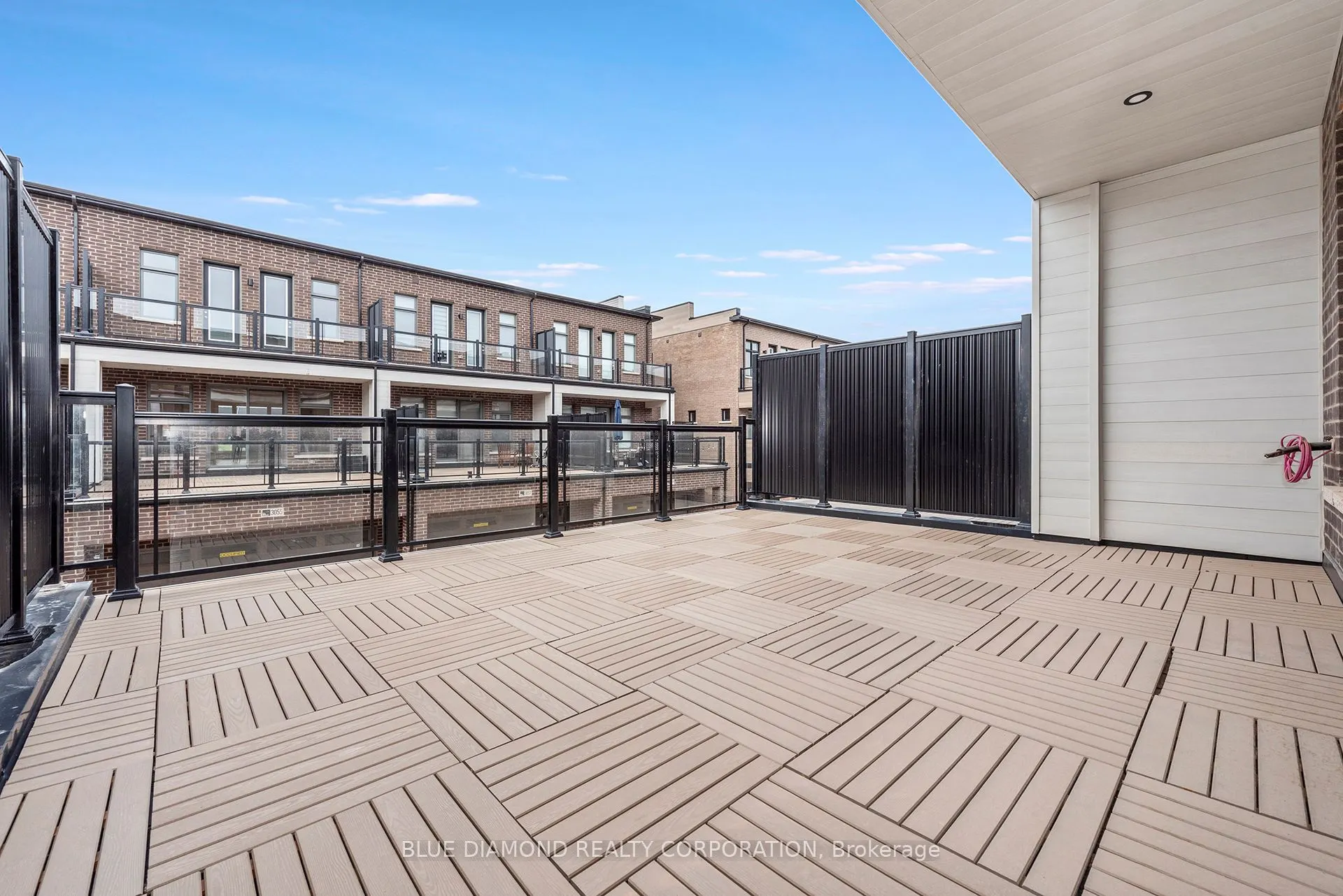 3062 PERKINS Way