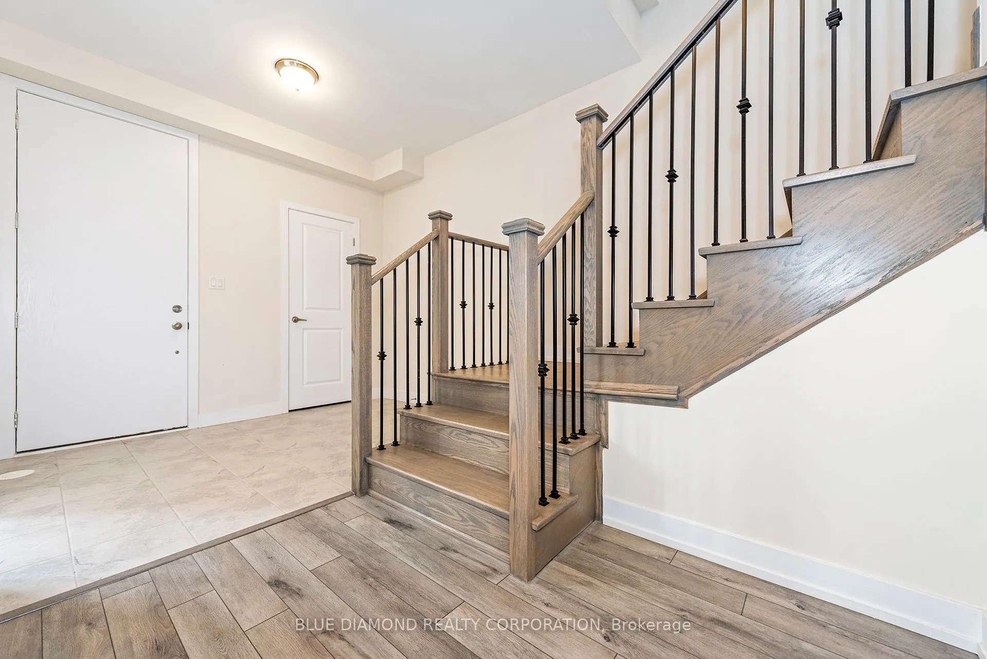 3062 PERKINS Way