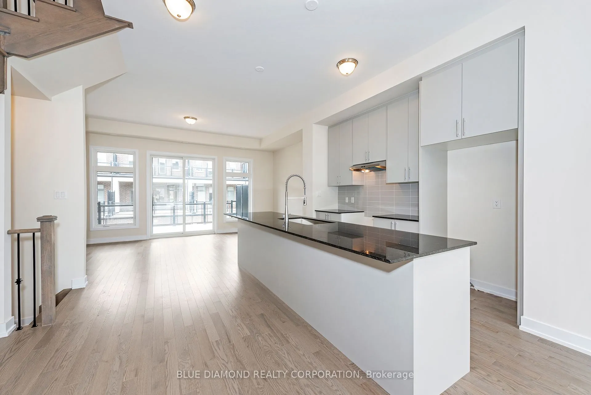 3062 PERKINS Way