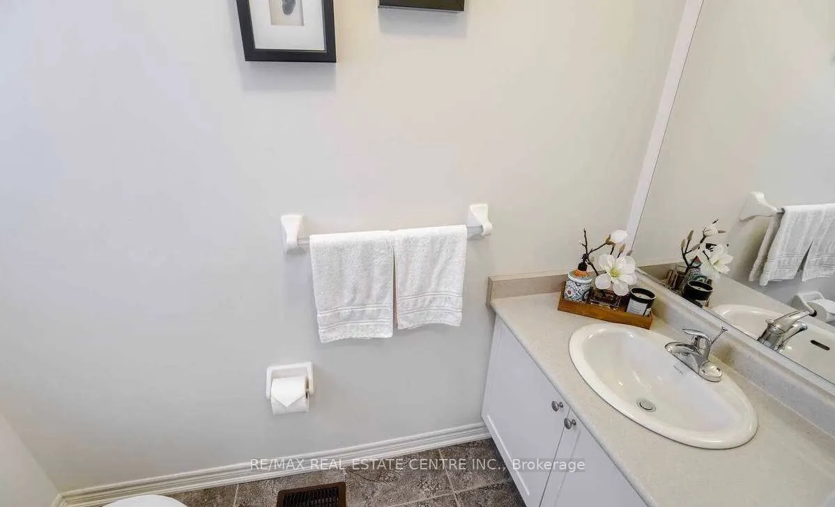 5 Blackberry Valley Crescent