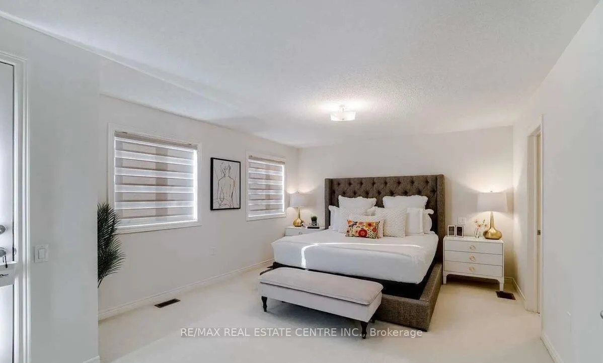 5 Blackberry Valley Crescent