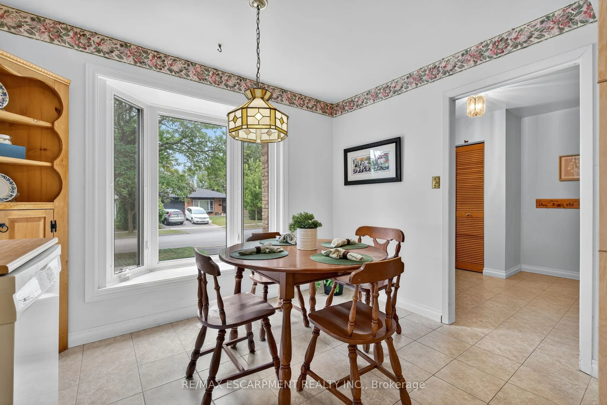 3084 PARKGATE Crescent