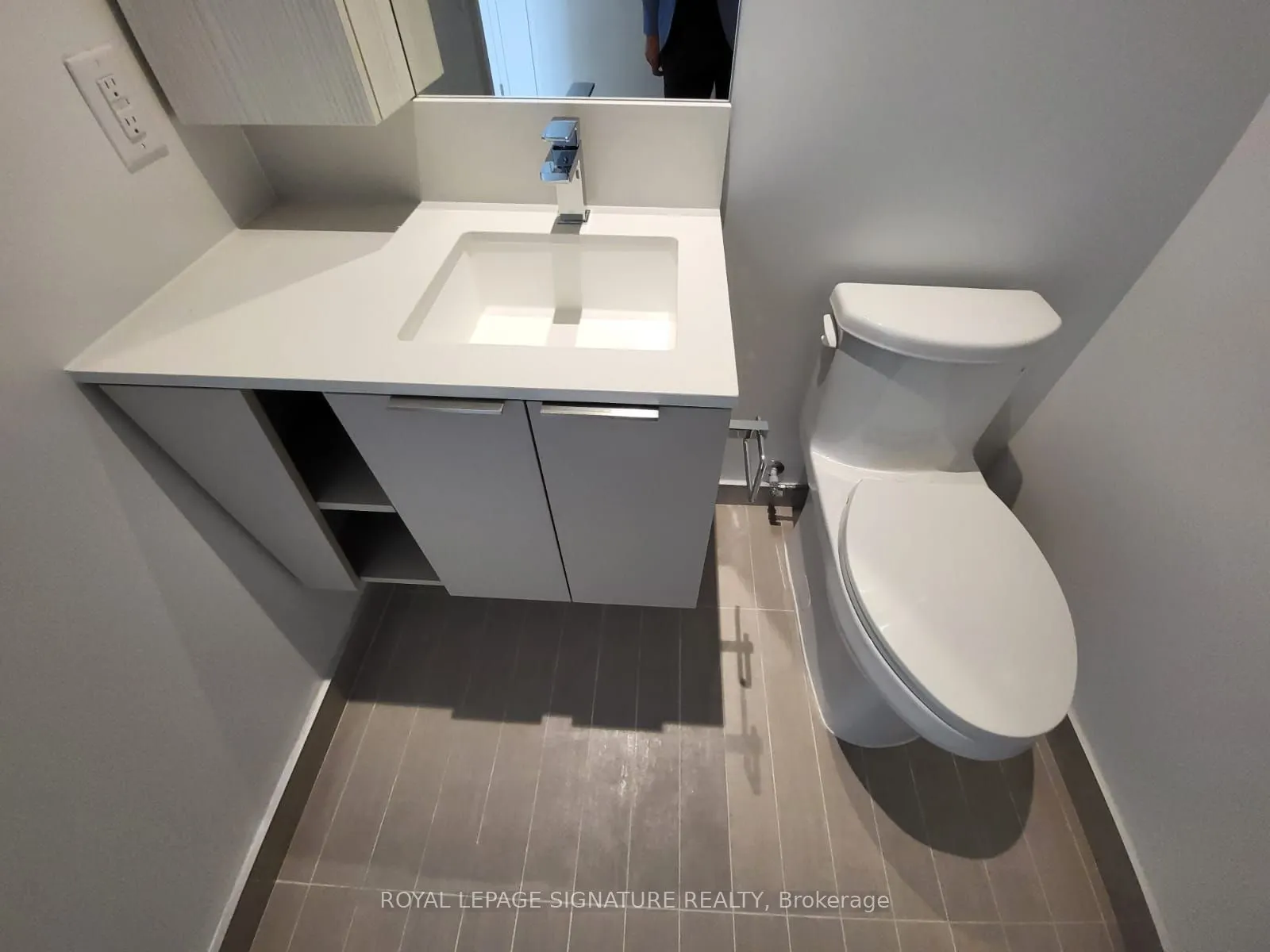 3900 Confederation Parkway, #4711