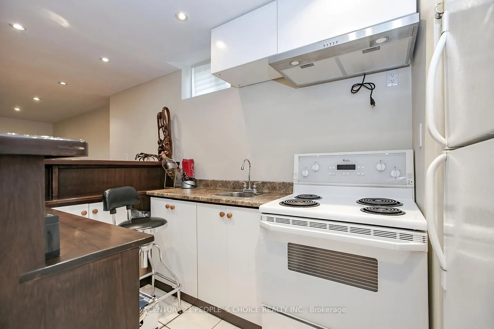 1 LAKE LOUISE Drive