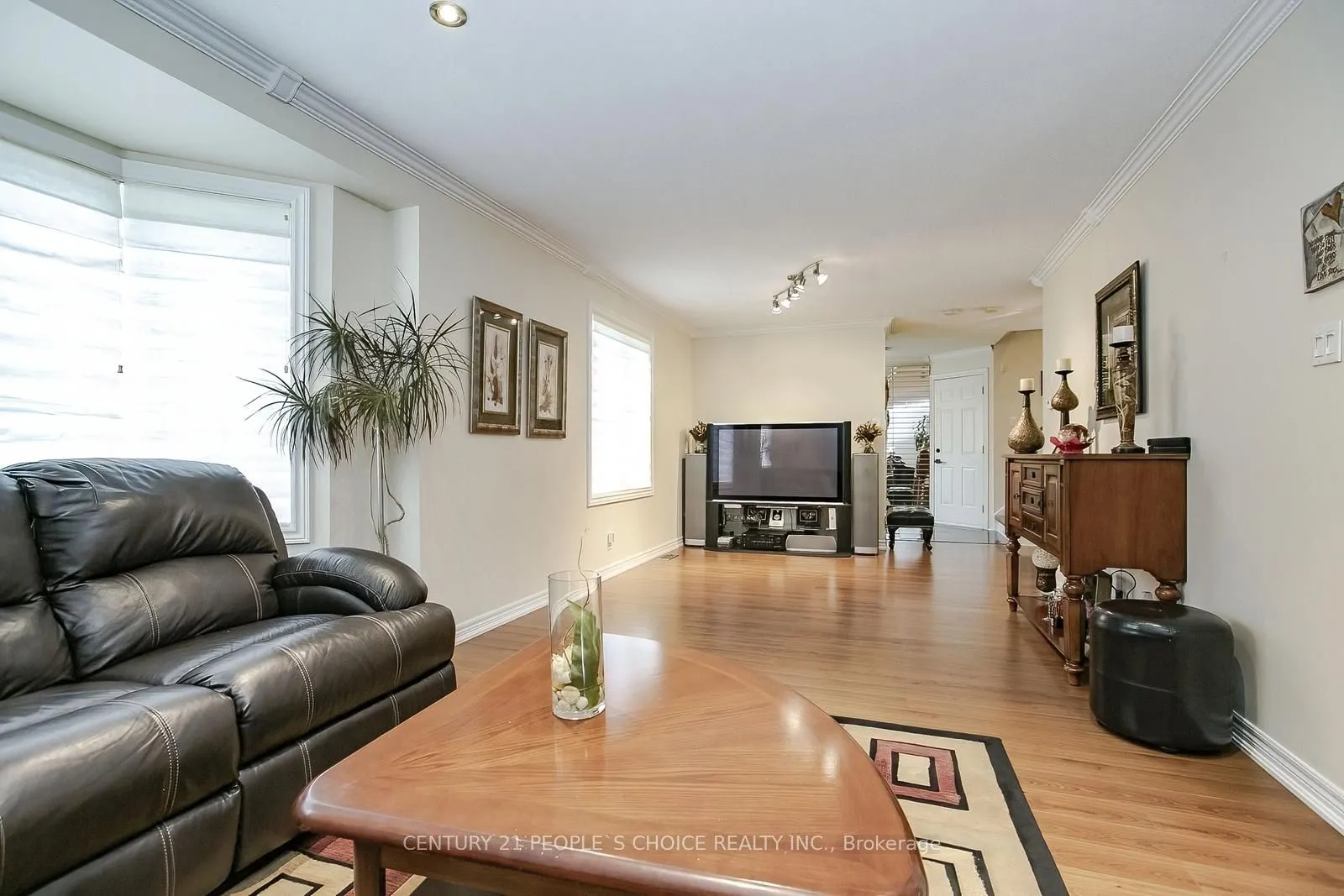 1 LAKE LOUISE Drive