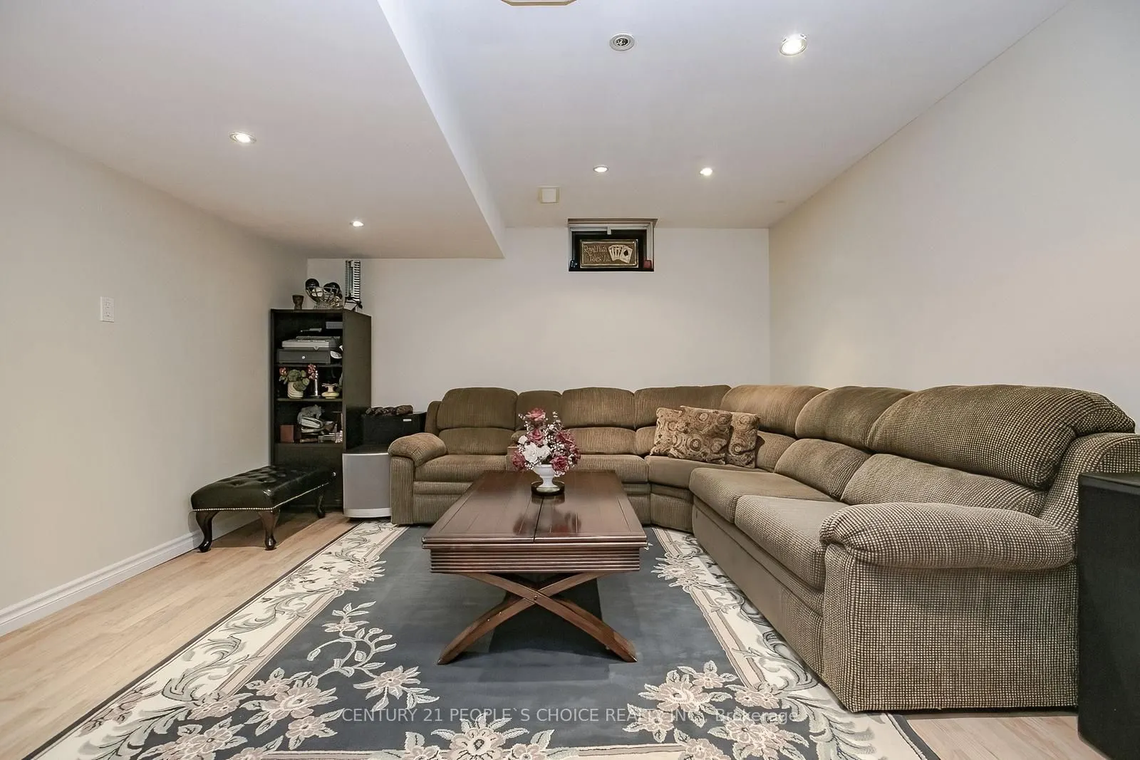 1 LAKE LOUISE Drive
