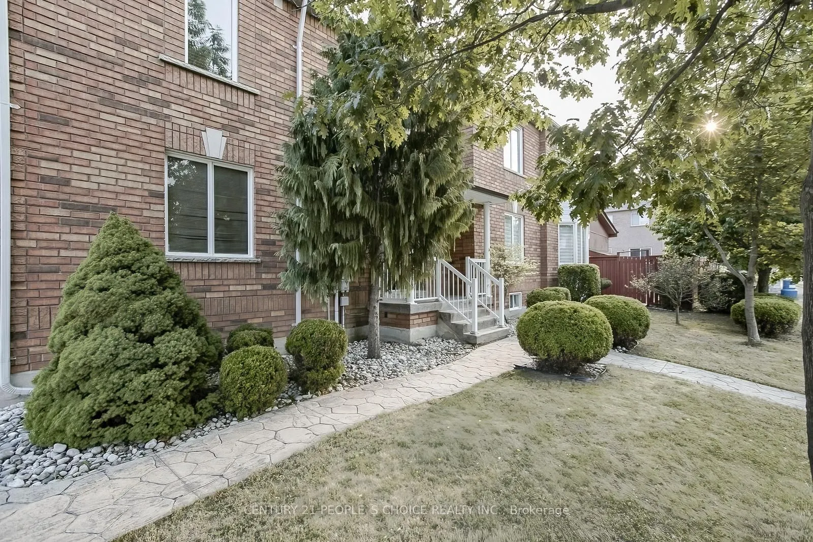 1 LAKE LOUISE Drive