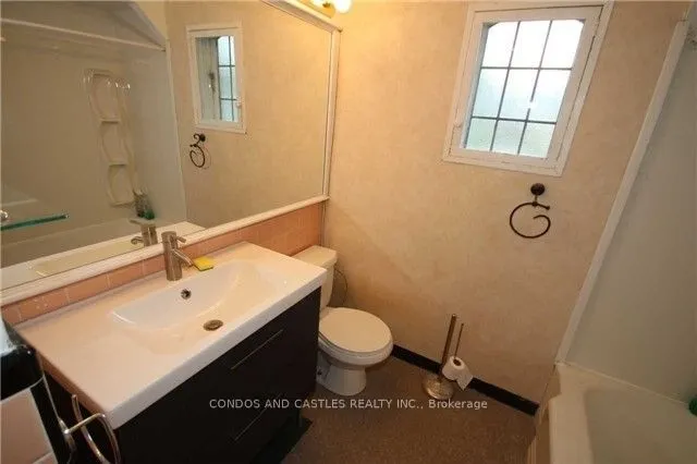 1 Glenellen Drive E