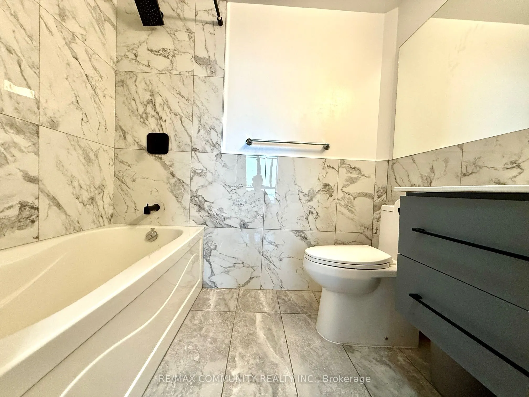 225 Webb Drive, #2707