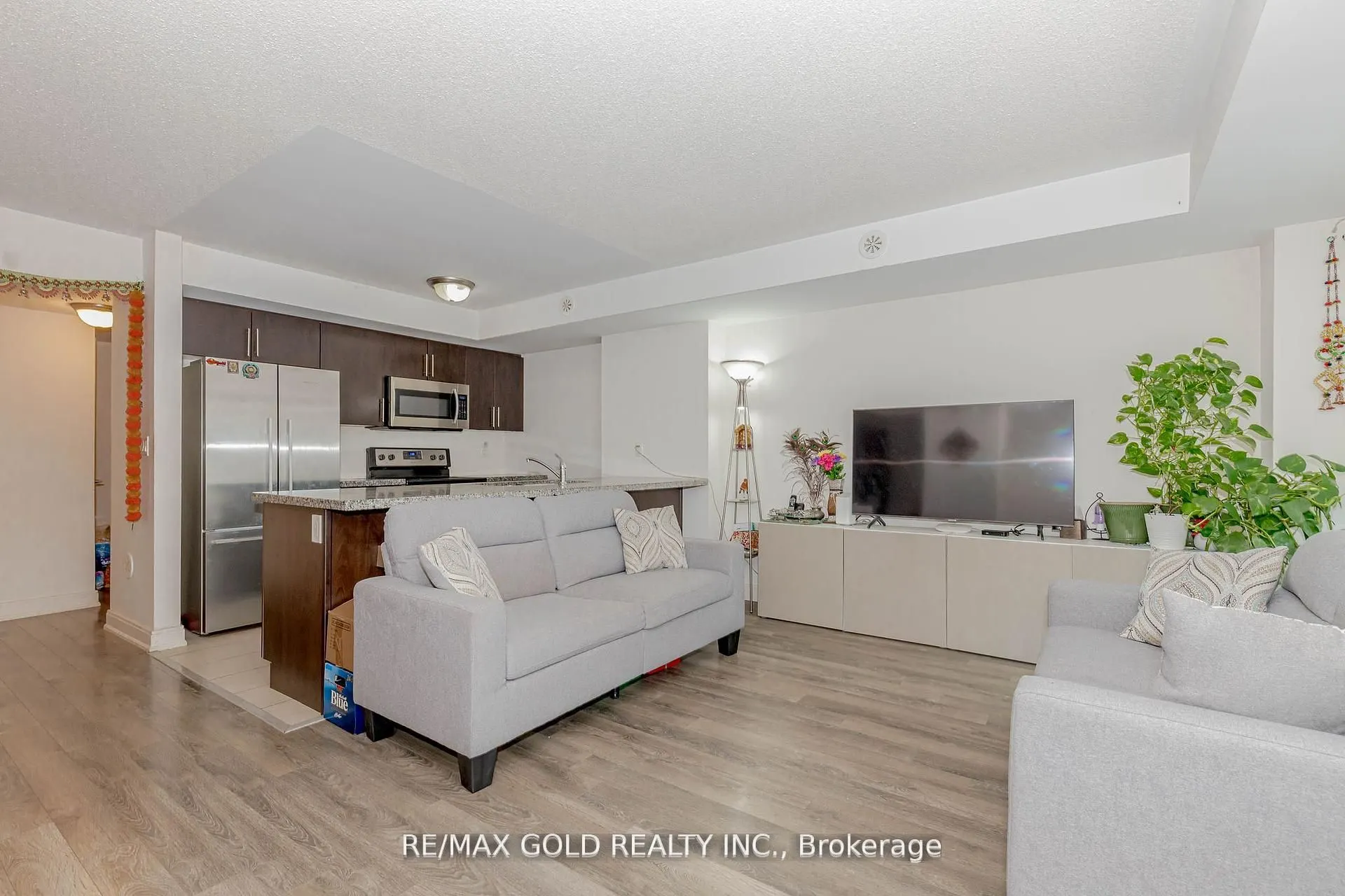 100 Dufay Road, #29