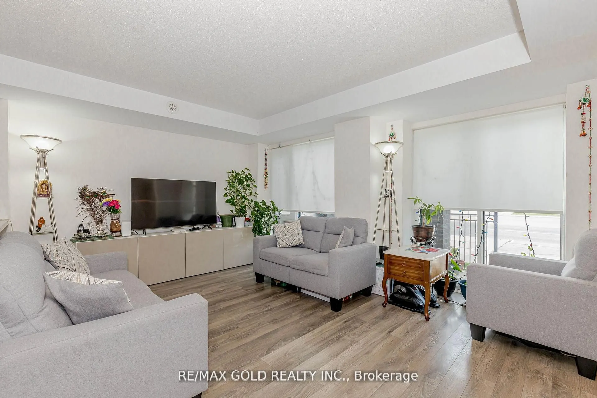 100 Dufay Road, #29