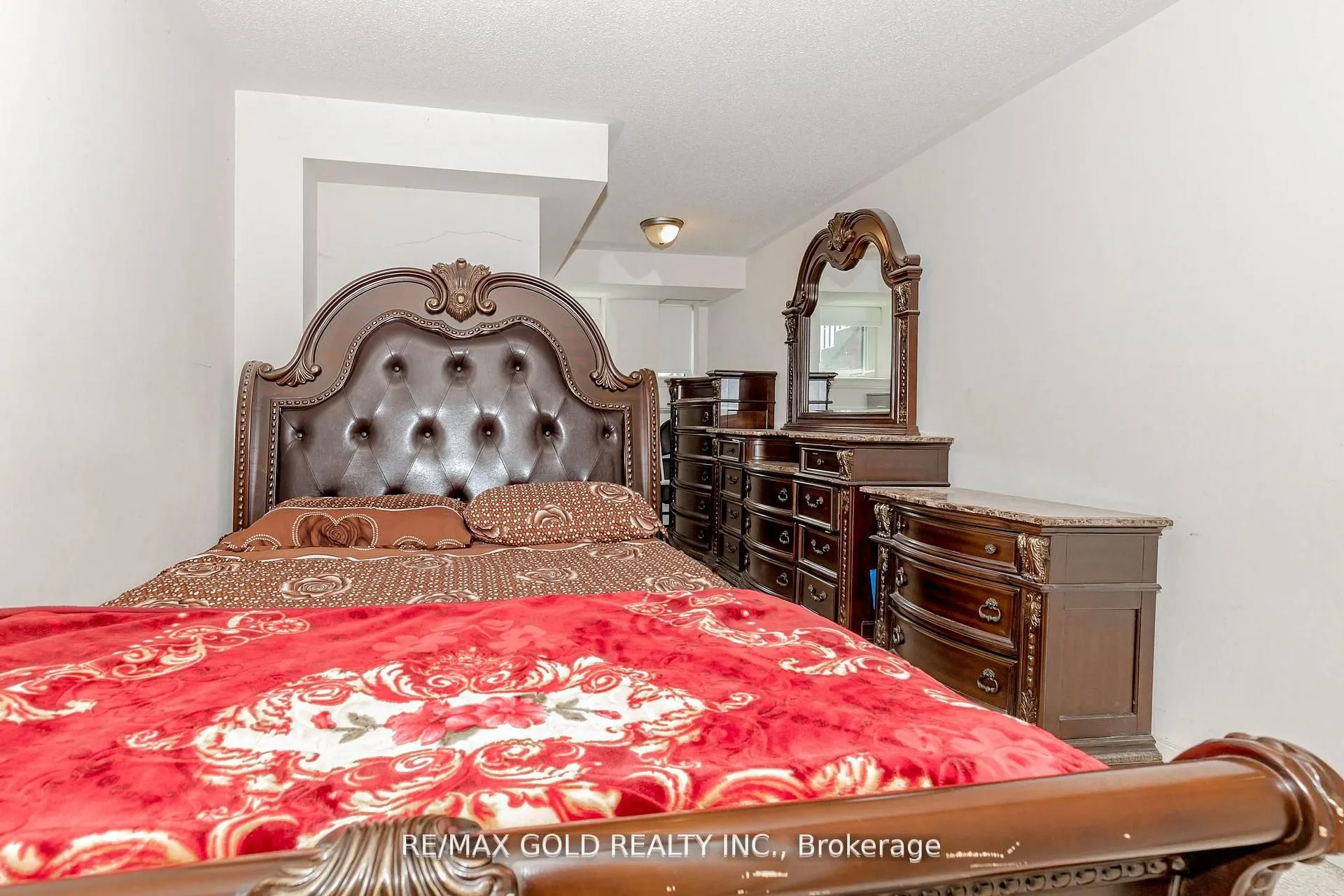 100 Dufay Road, #29