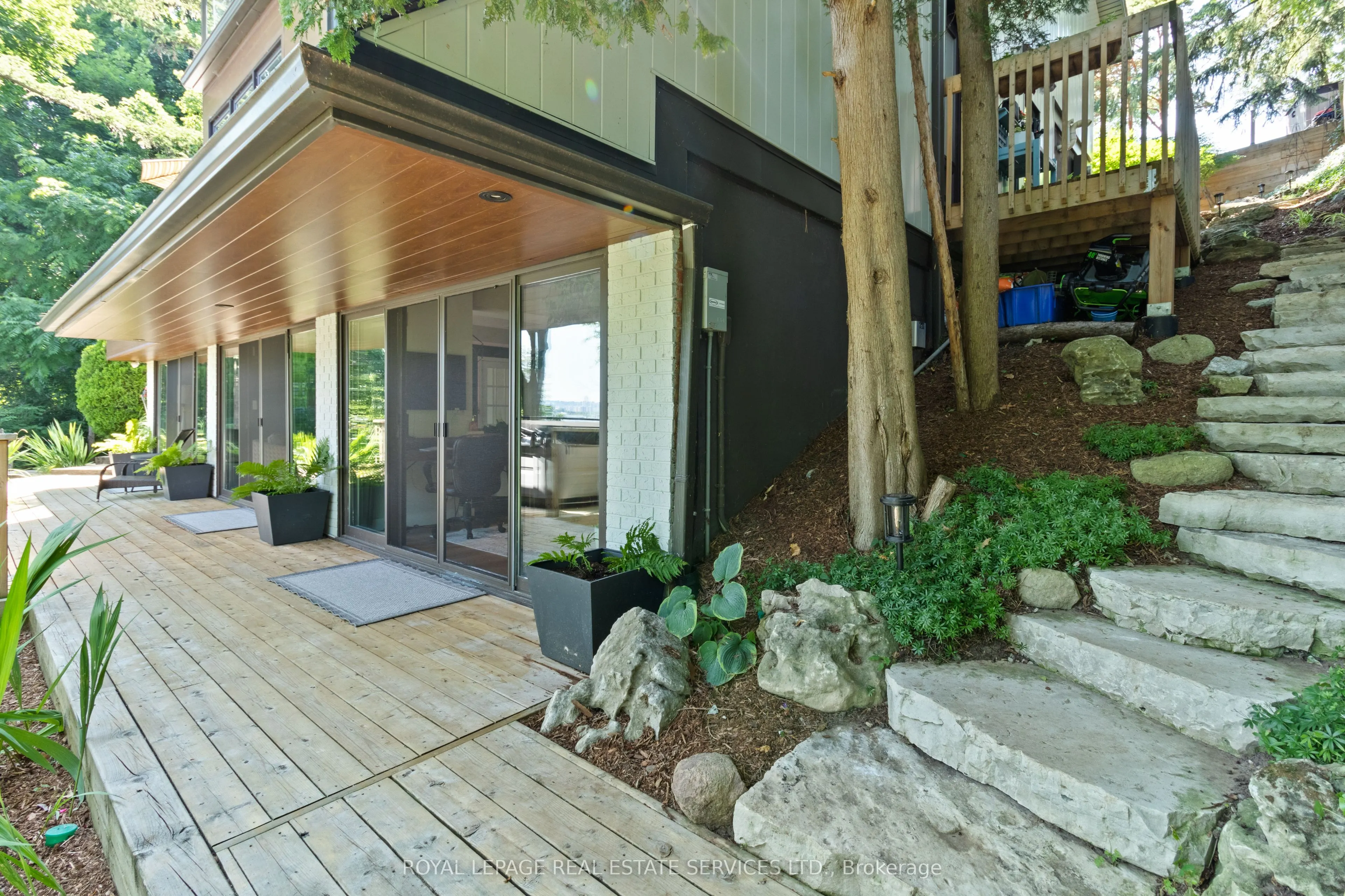 868 Danforth Place