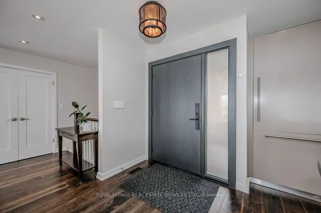 868 Danforth Place
