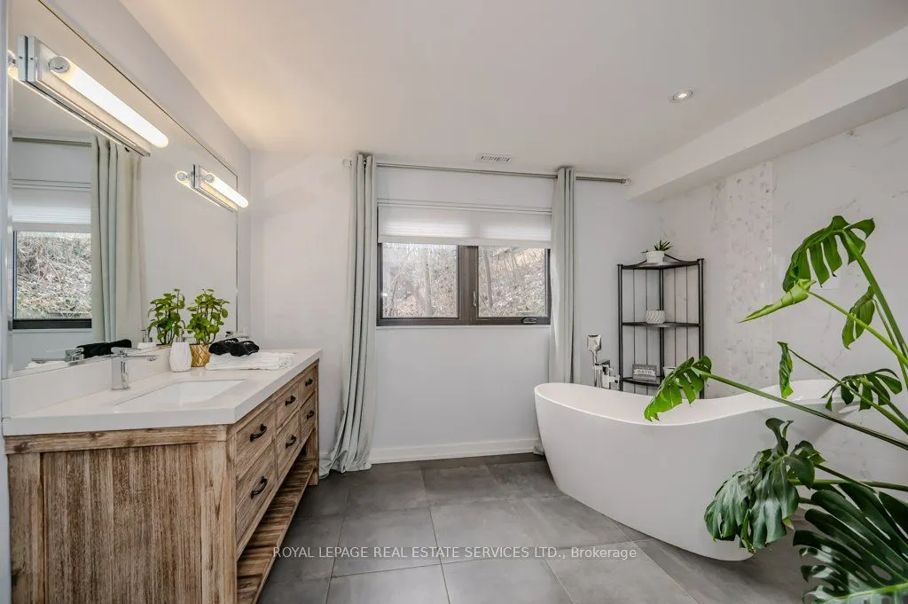 868 Danforth Place