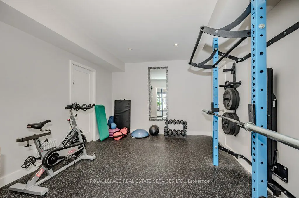 868 Danforth Place