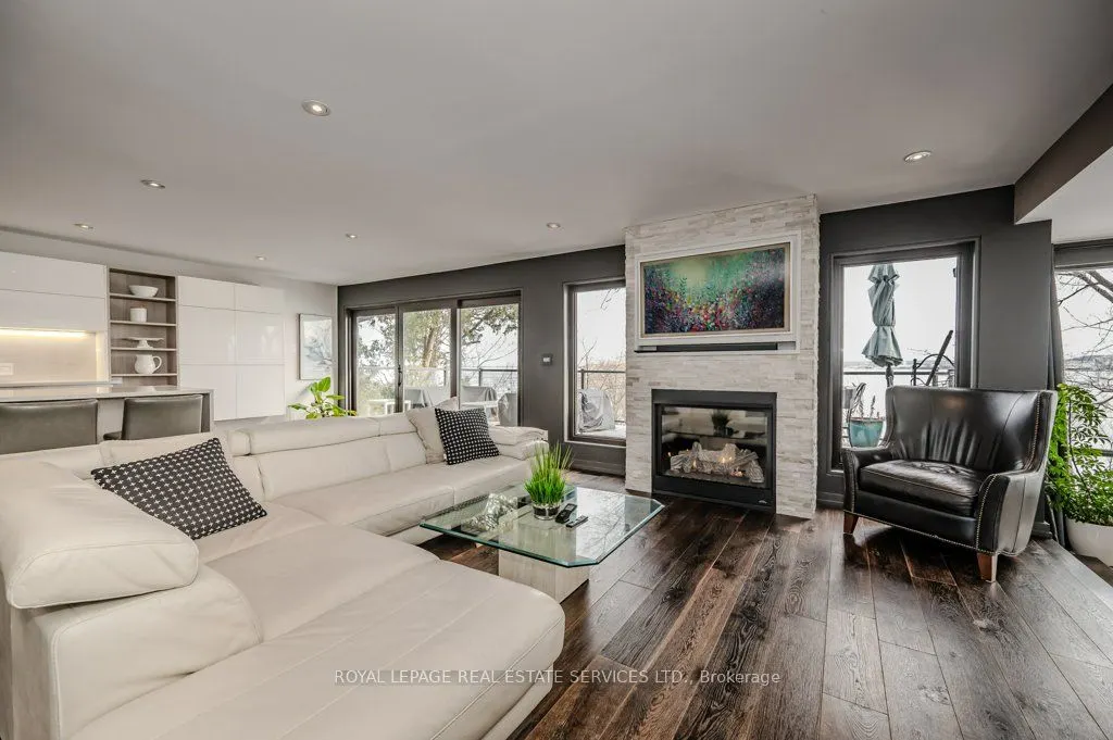868 Danforth Place